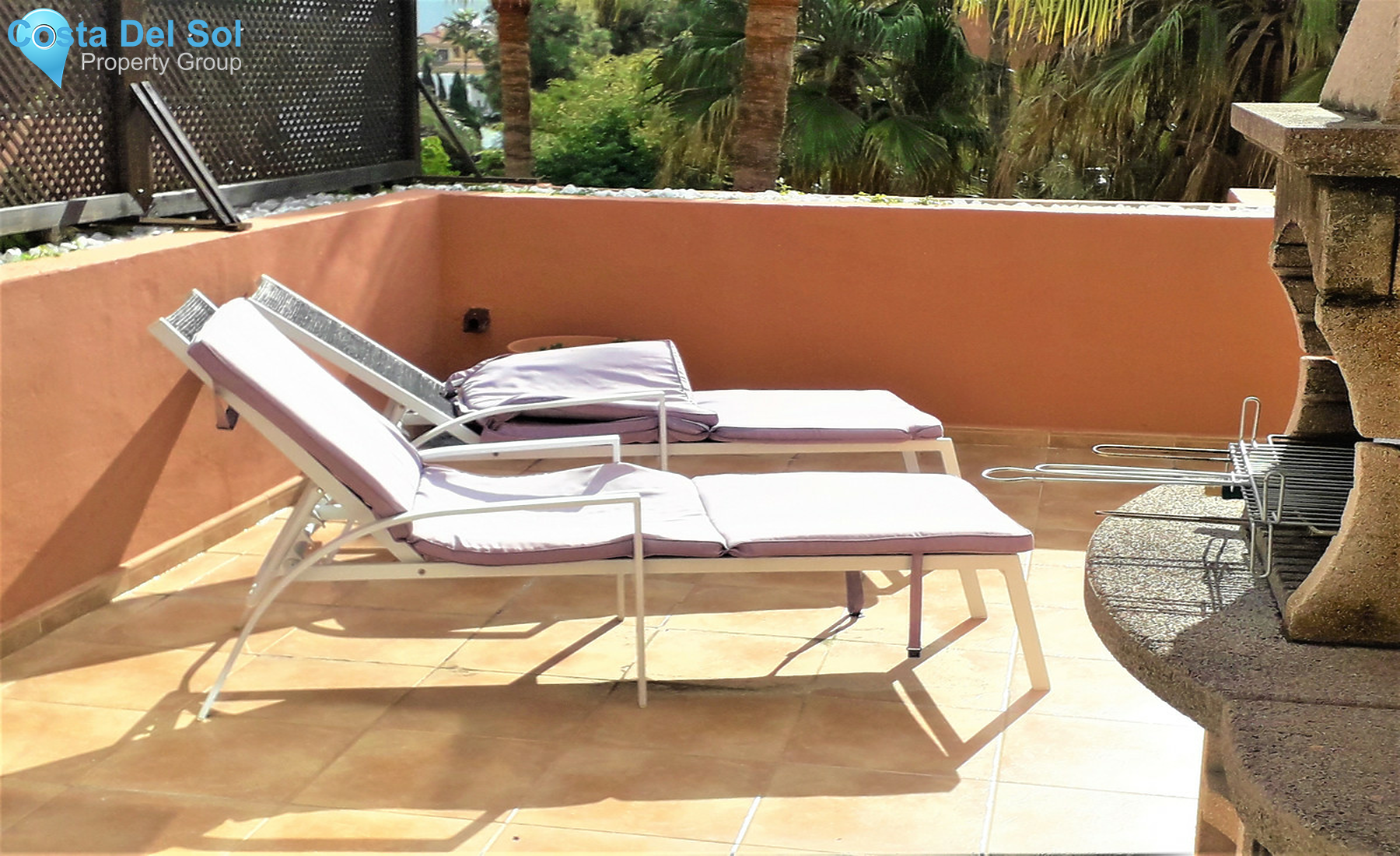 Middle Floor Apartment in Puerto Banús-1373016