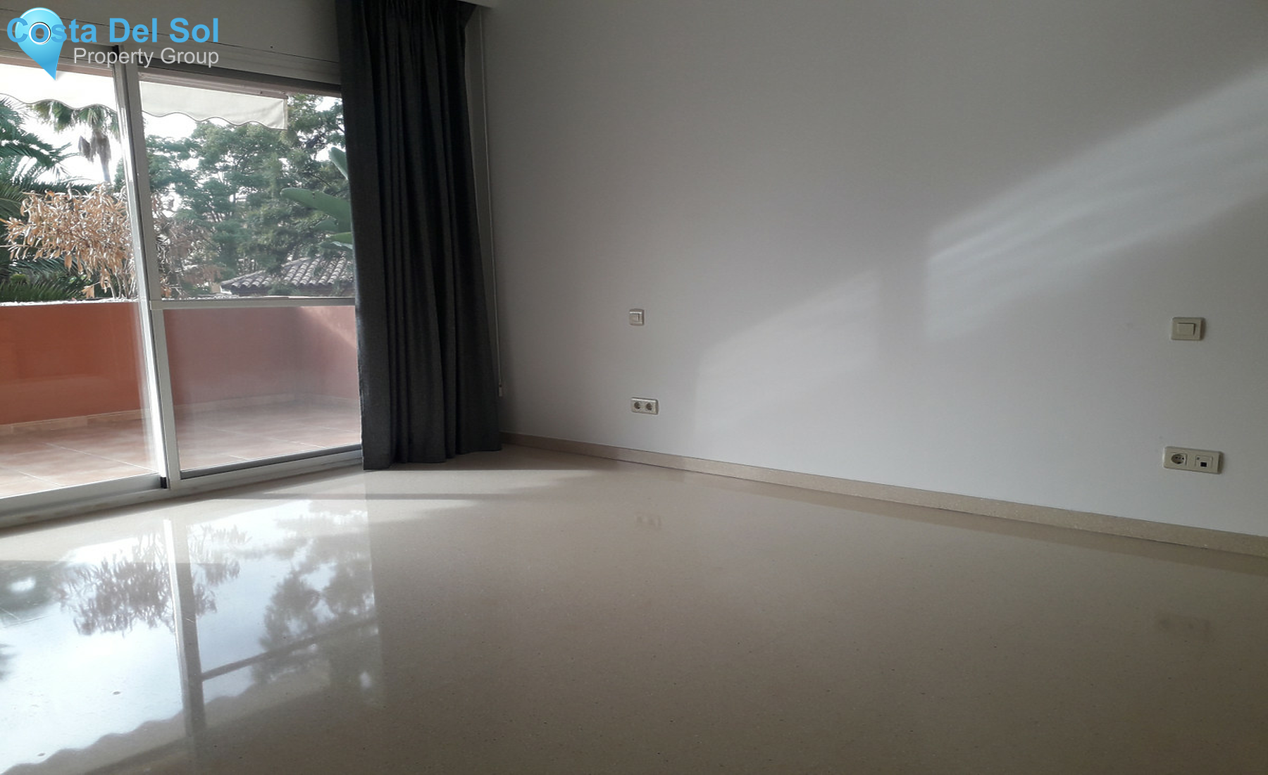 Middle Floor Apartment in Puerto Banús-1373008