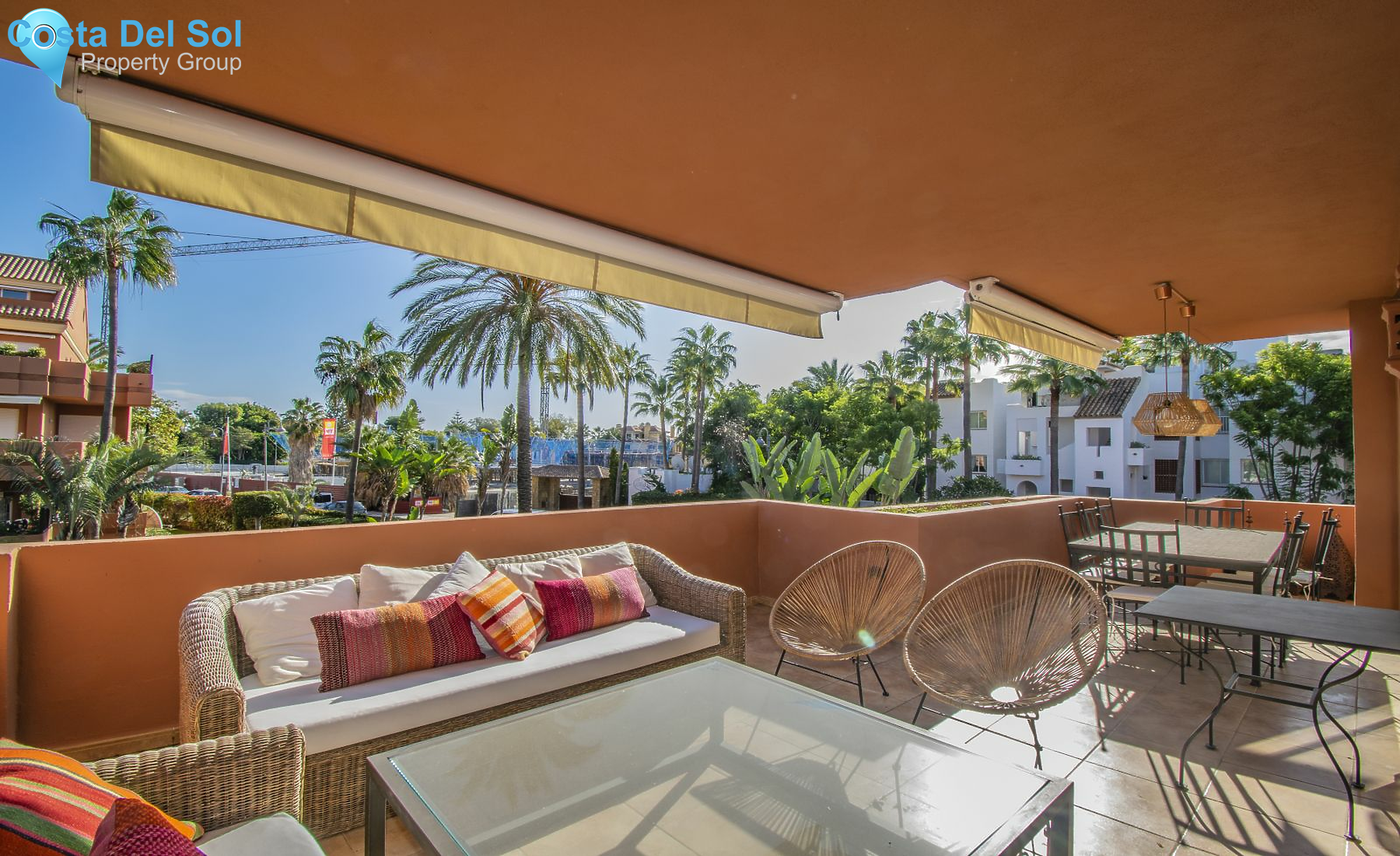 Middle Floor Apartment in Puerto Banús-1164270