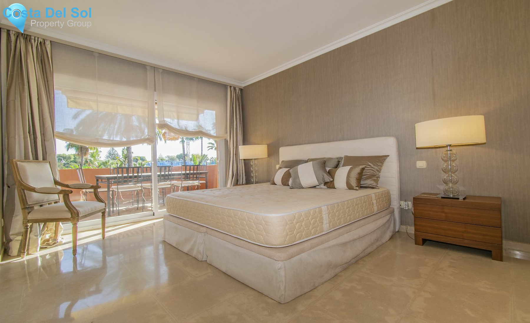 Middle Floor Apartment in Puerto Banús-1164274