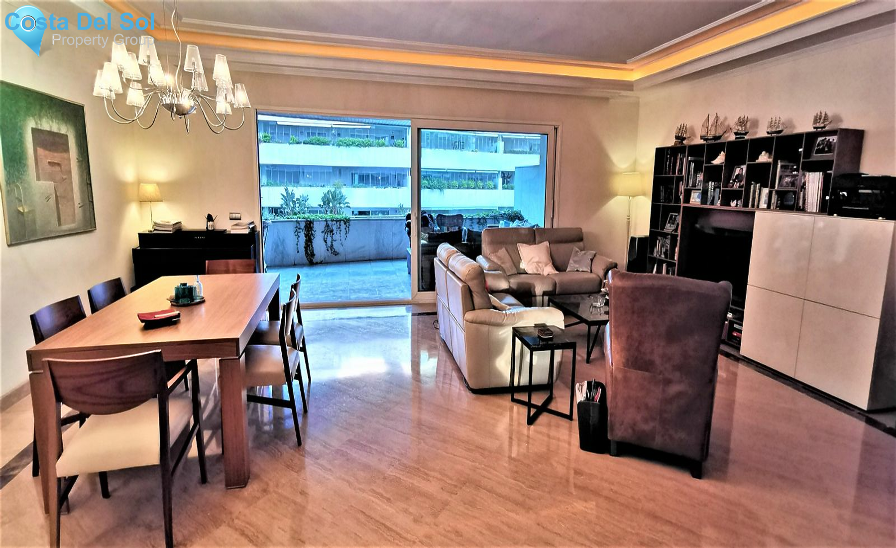 Middle Floor Apartment in Puerto Banús-1200167