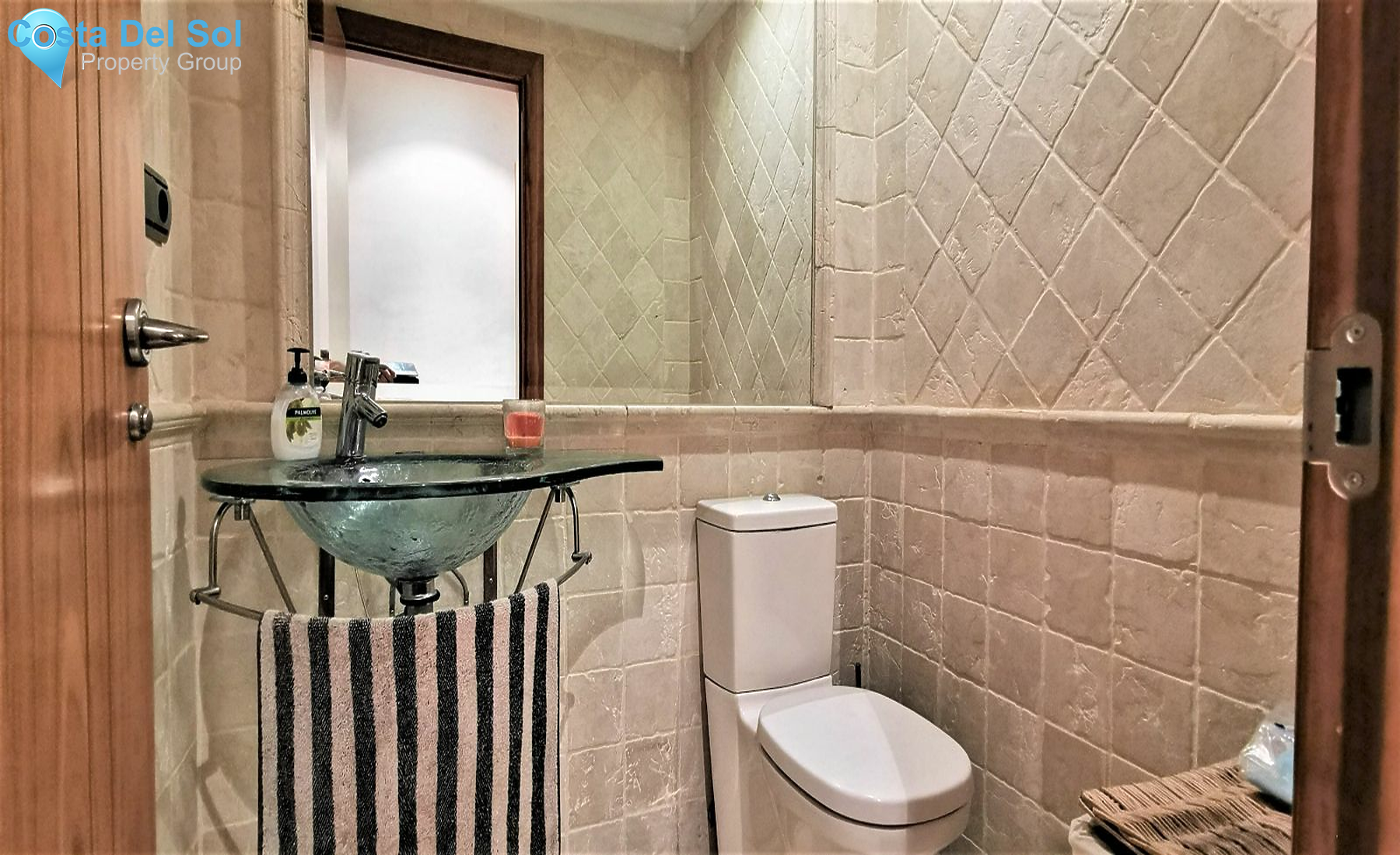 Middle Floor Apartment in Puerto Banús-1200171