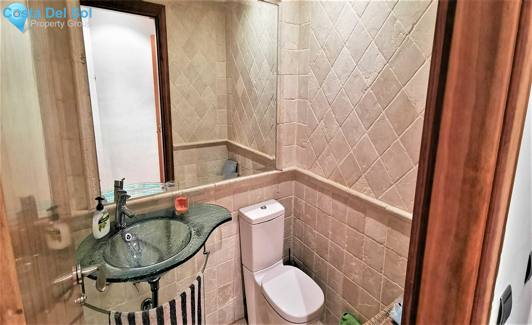 Middle Floor Apartment in Puerto Banús-1200172