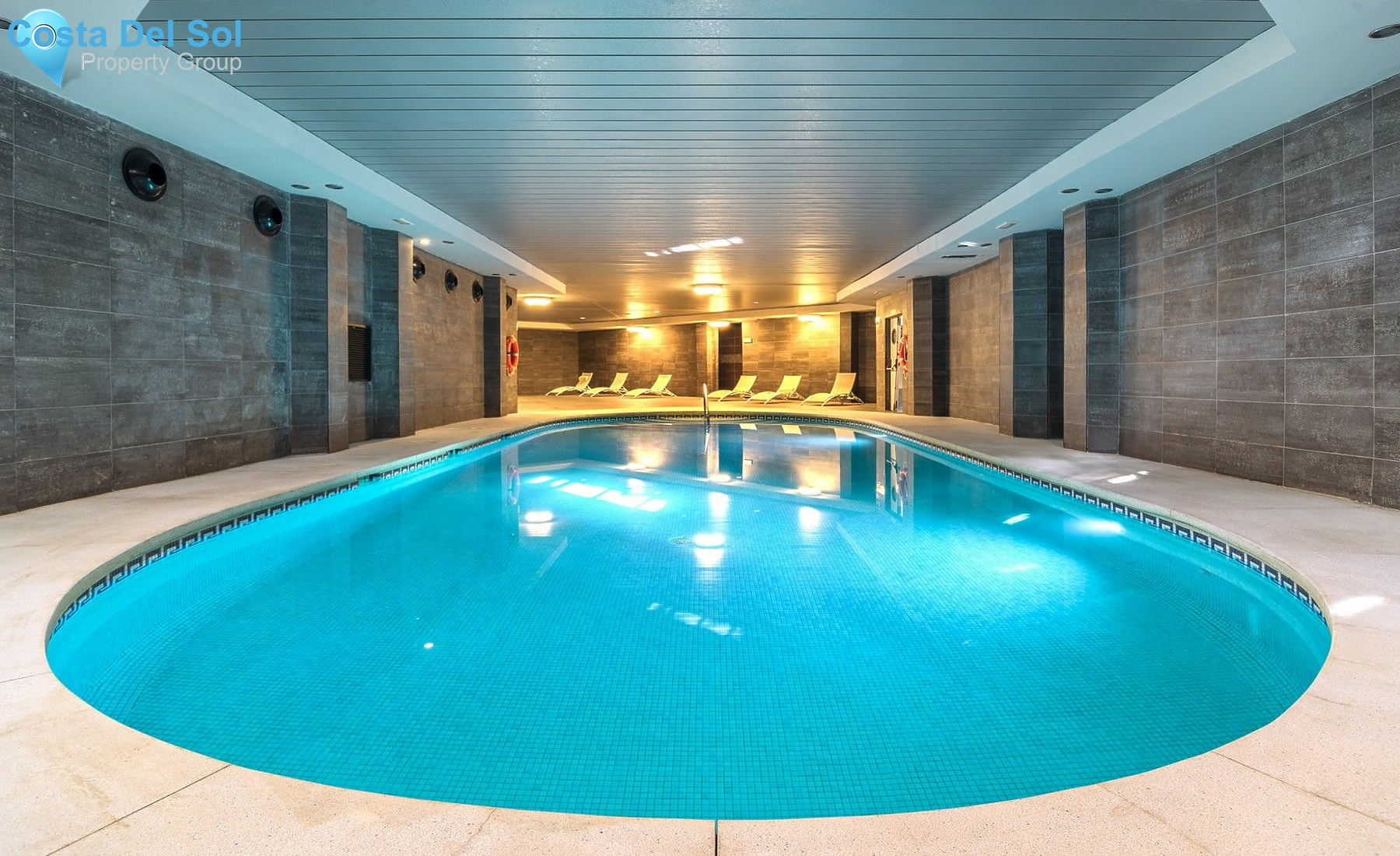 Middle Floor Apartment in Puerto Banús-1203356