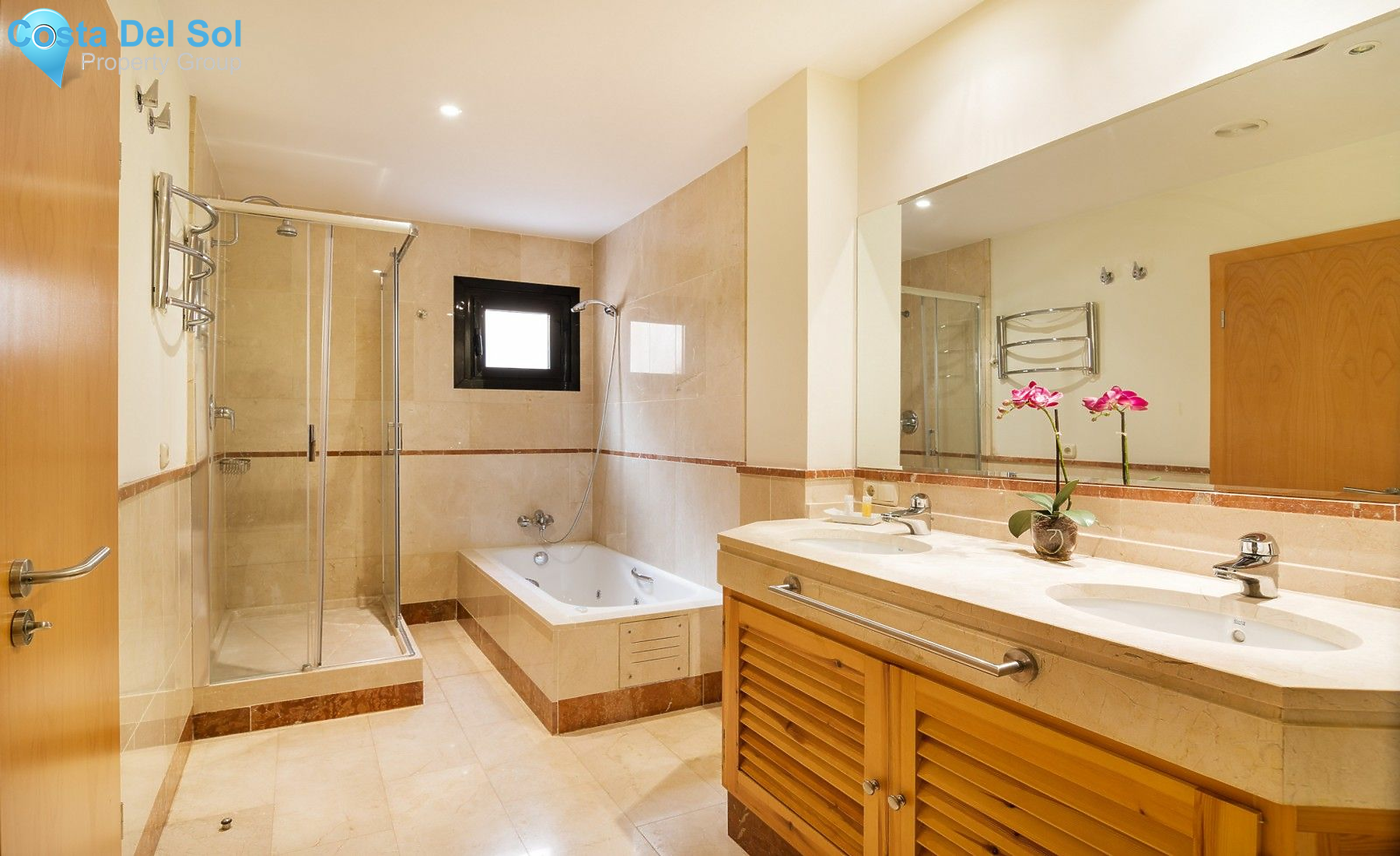 Middle Floor Apartment in Puerto Banús-1203357