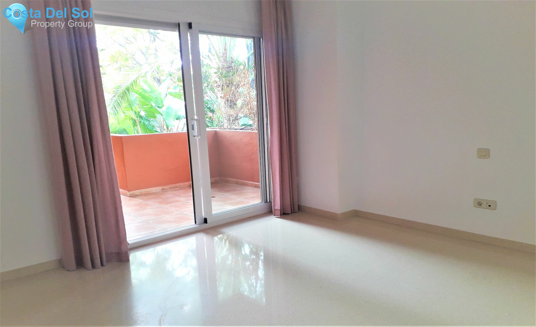 Middle Floor Apartment in Puerto Banús-1394499