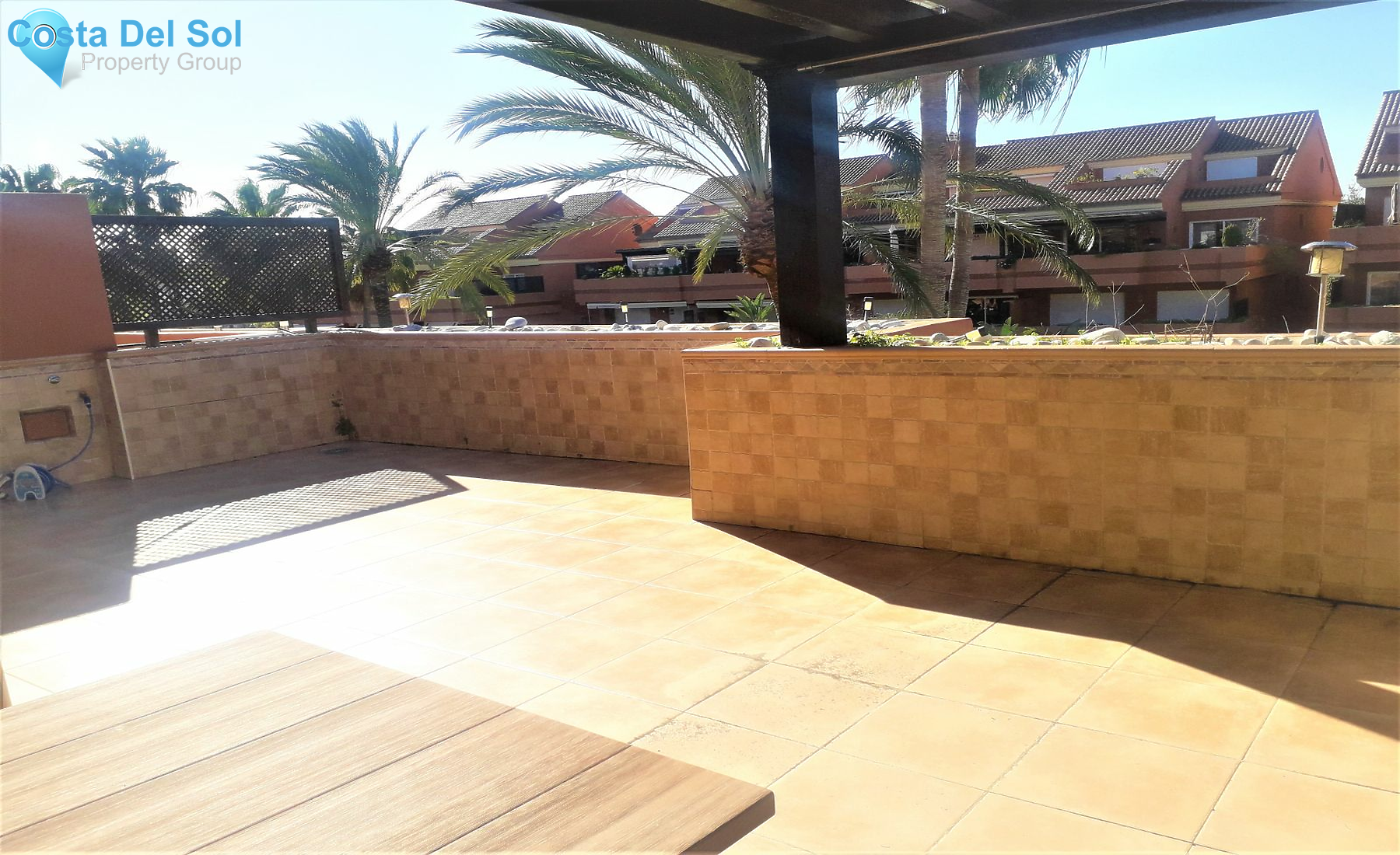 Middle Floor Apartment in Puerto Banús-1394485
