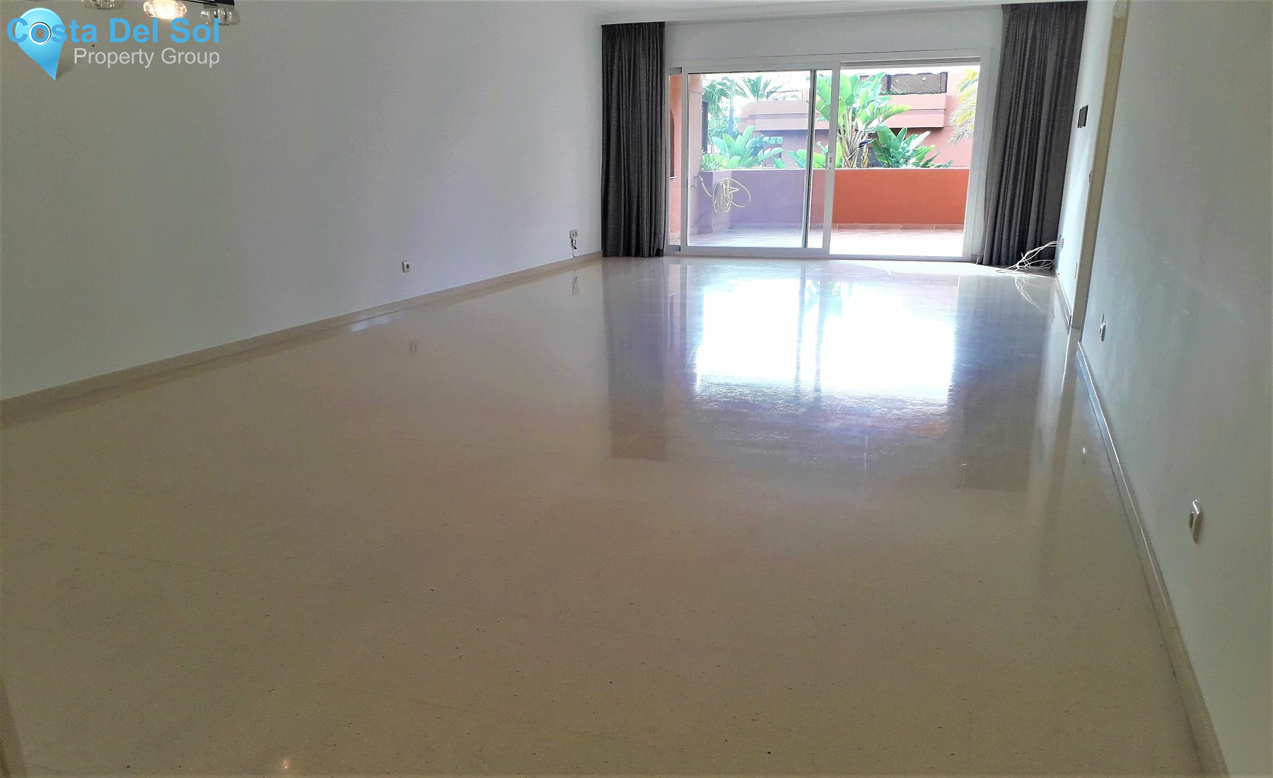 Middle Floor Apartment in Puerto Banús-1394487