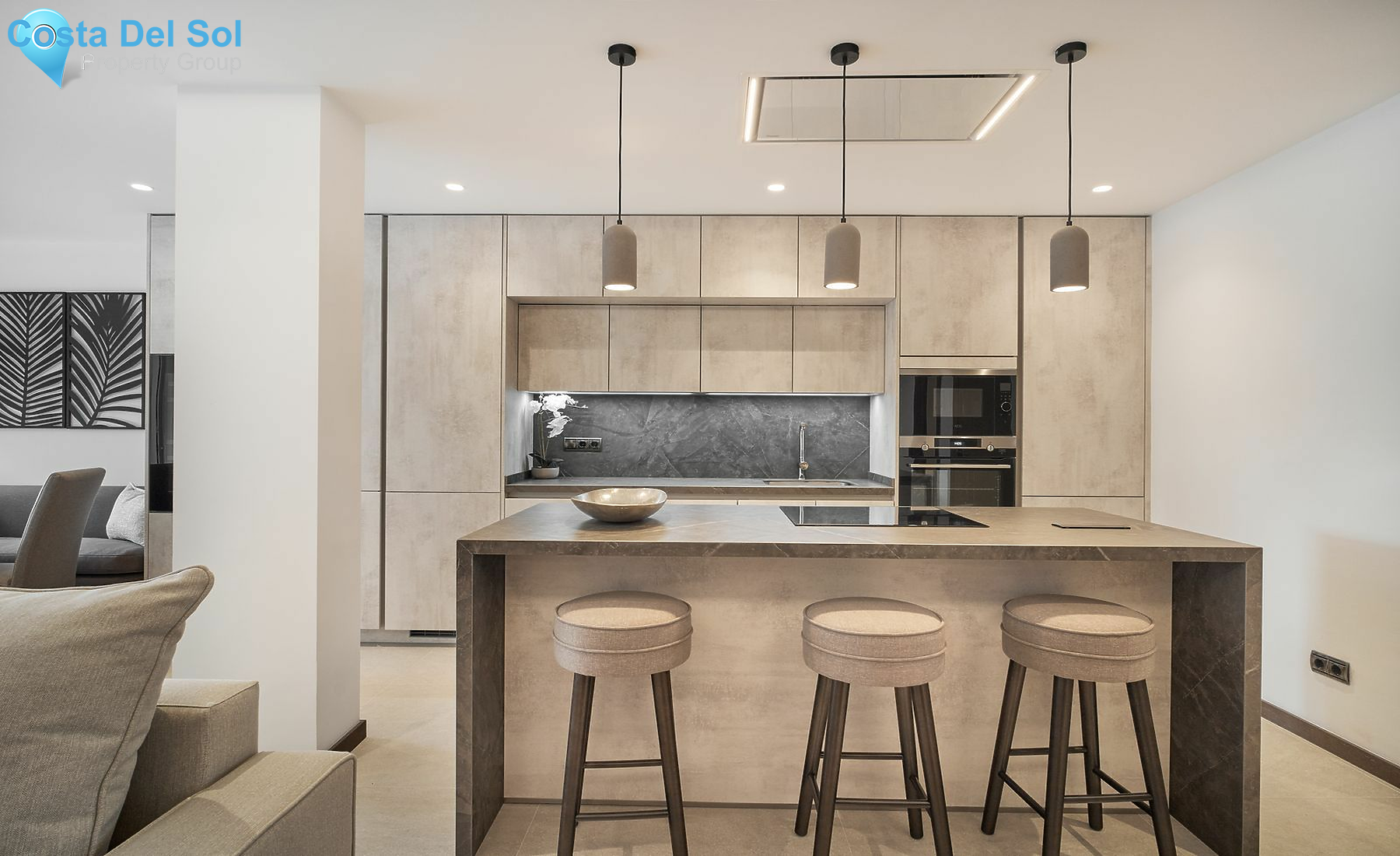 Middle Floor Apartment in Puerto Banús-1483159
