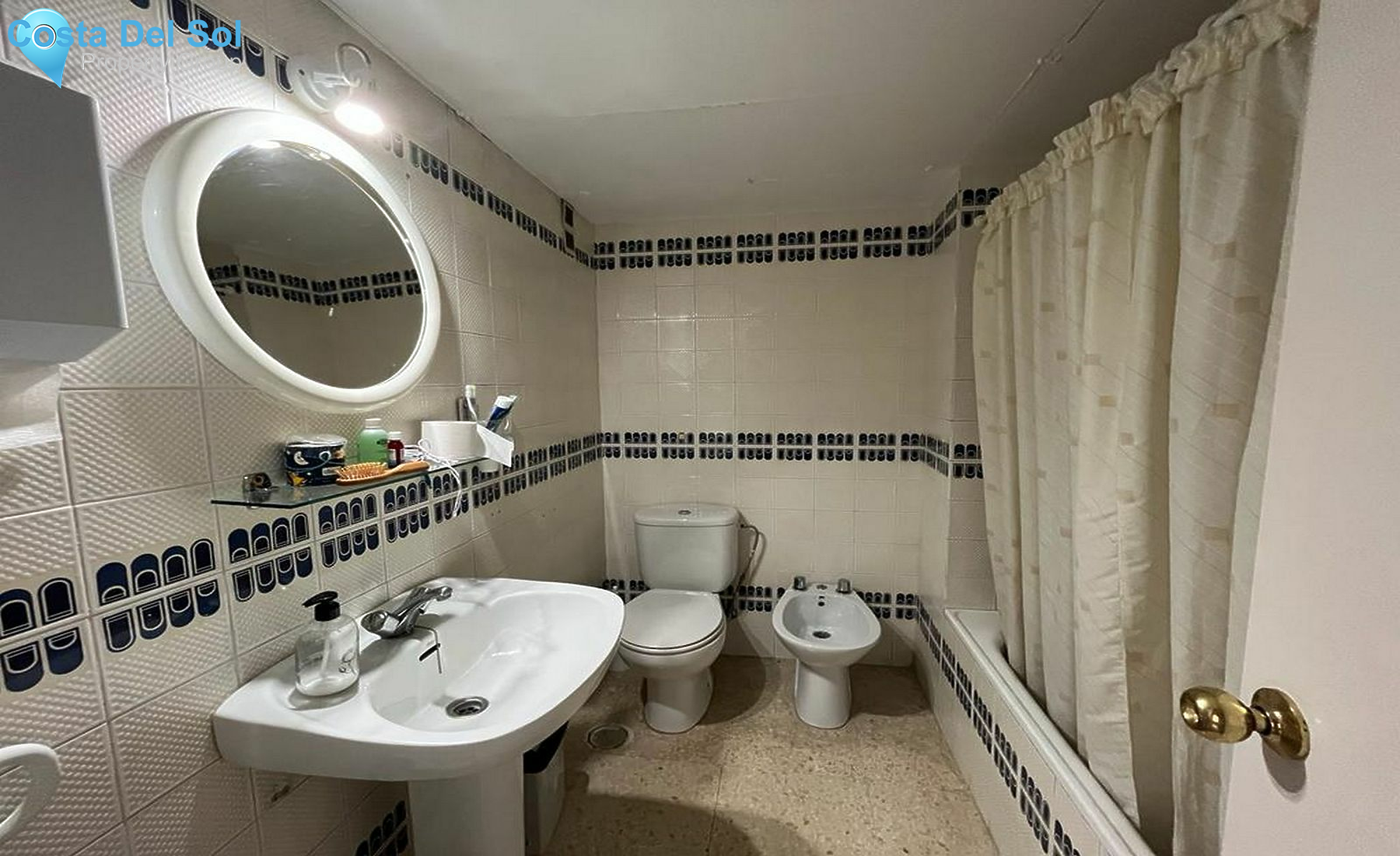 Middle Floor Apartment in San Pedro de Alcántara-1423286