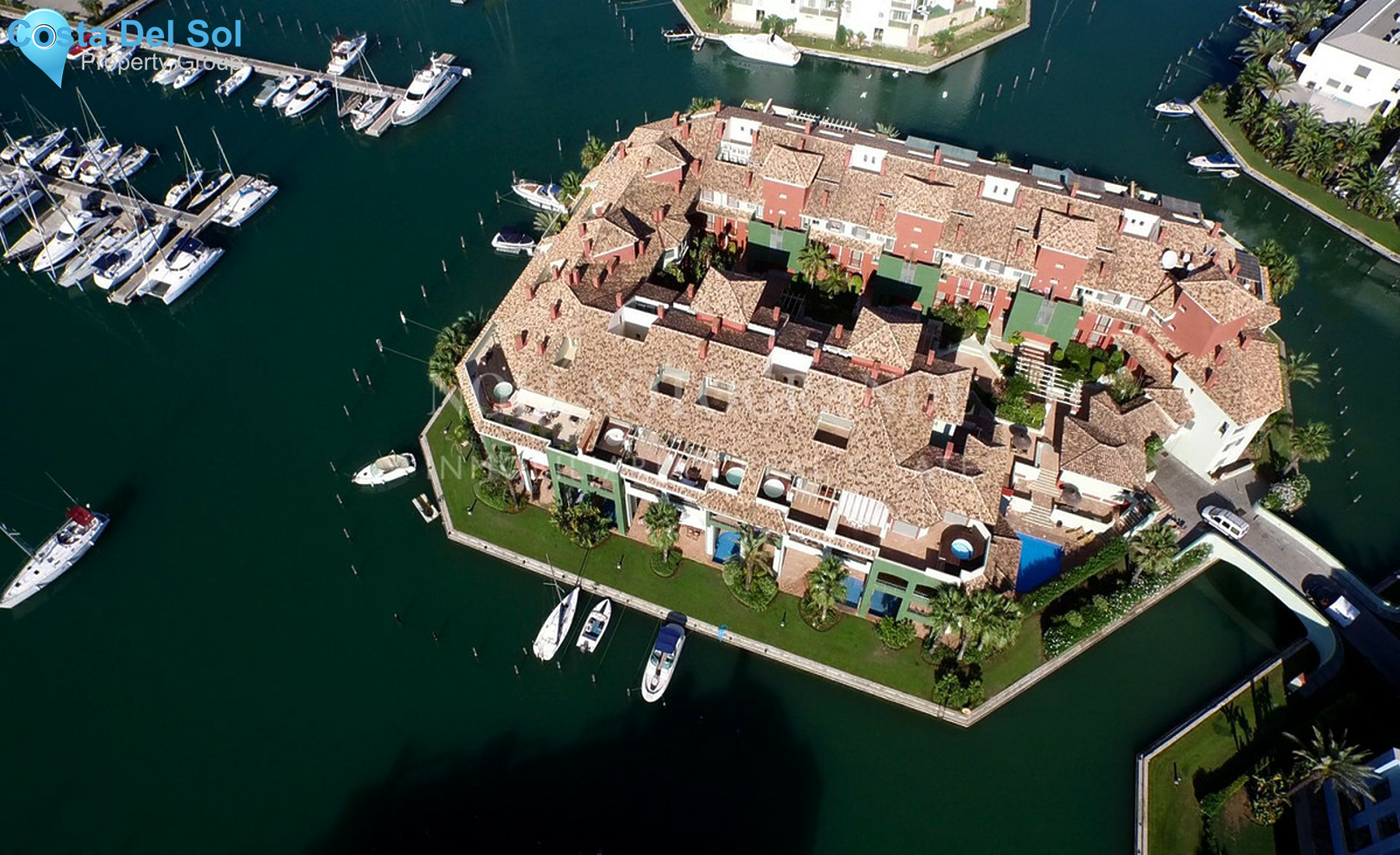 Middle Floor Apartment in Sotogrande Marina-1345279
