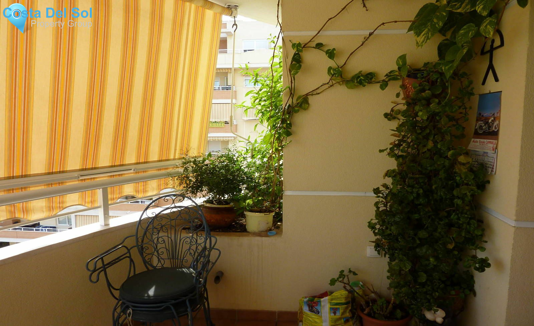 Middle Floor Apartment in Teatinos-1229571