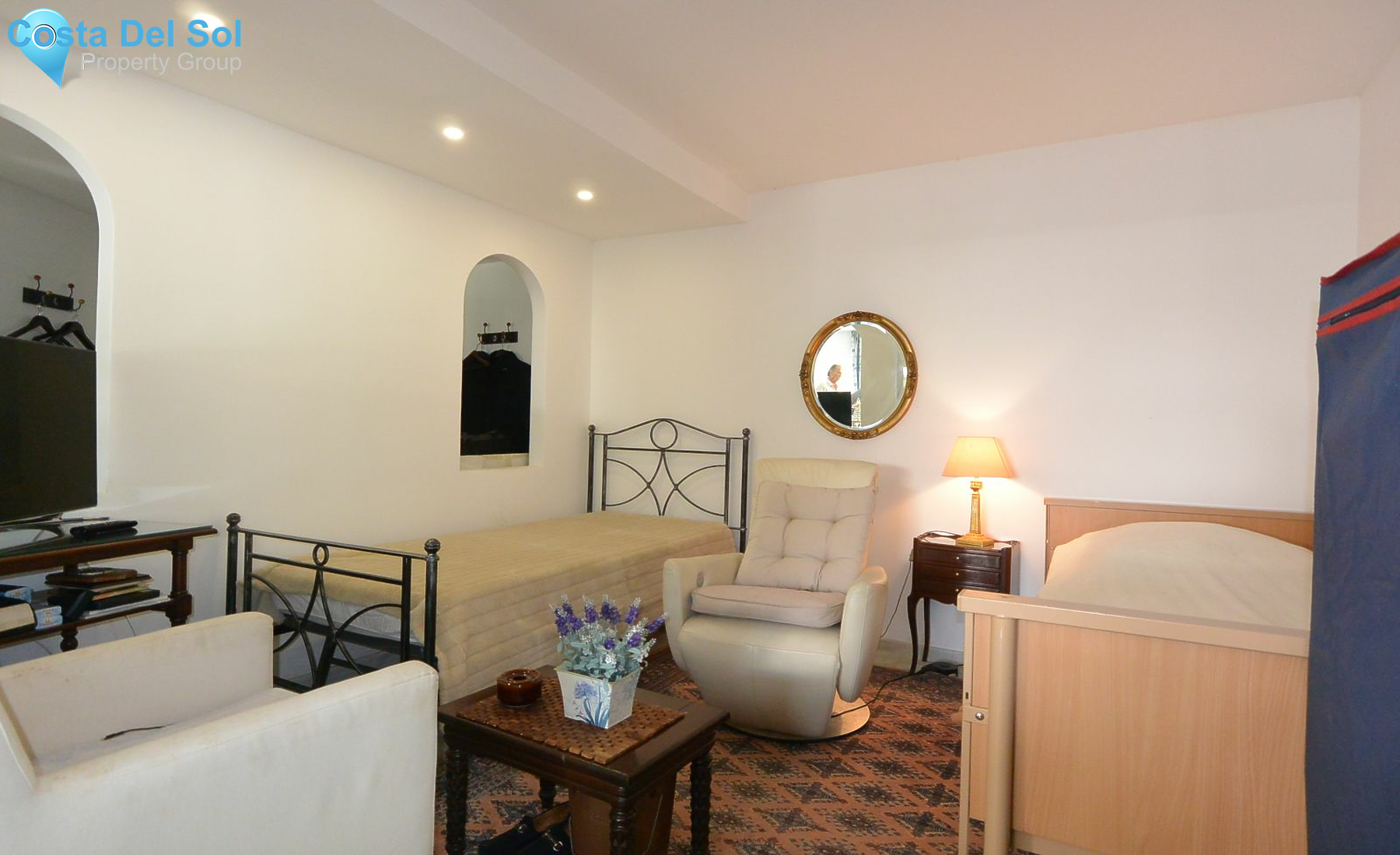 Ground Floor Apartment in The Golden Mile-1139811