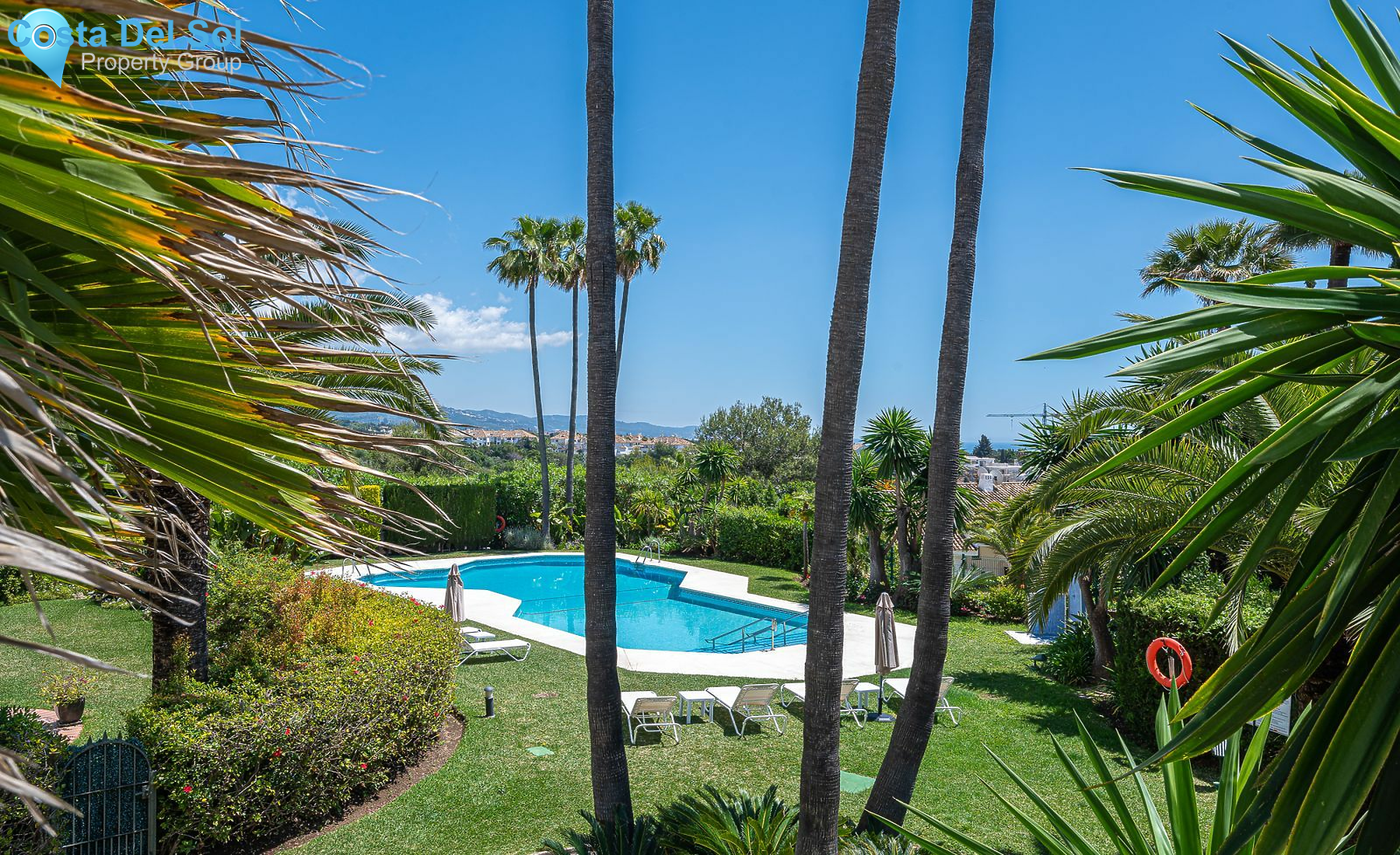 Middle Floor Apartment in The Golden Mile-1139833