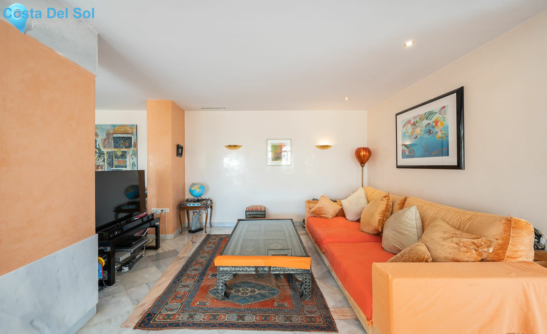 Middle Floor Apartment in The Golden Mile-1399657