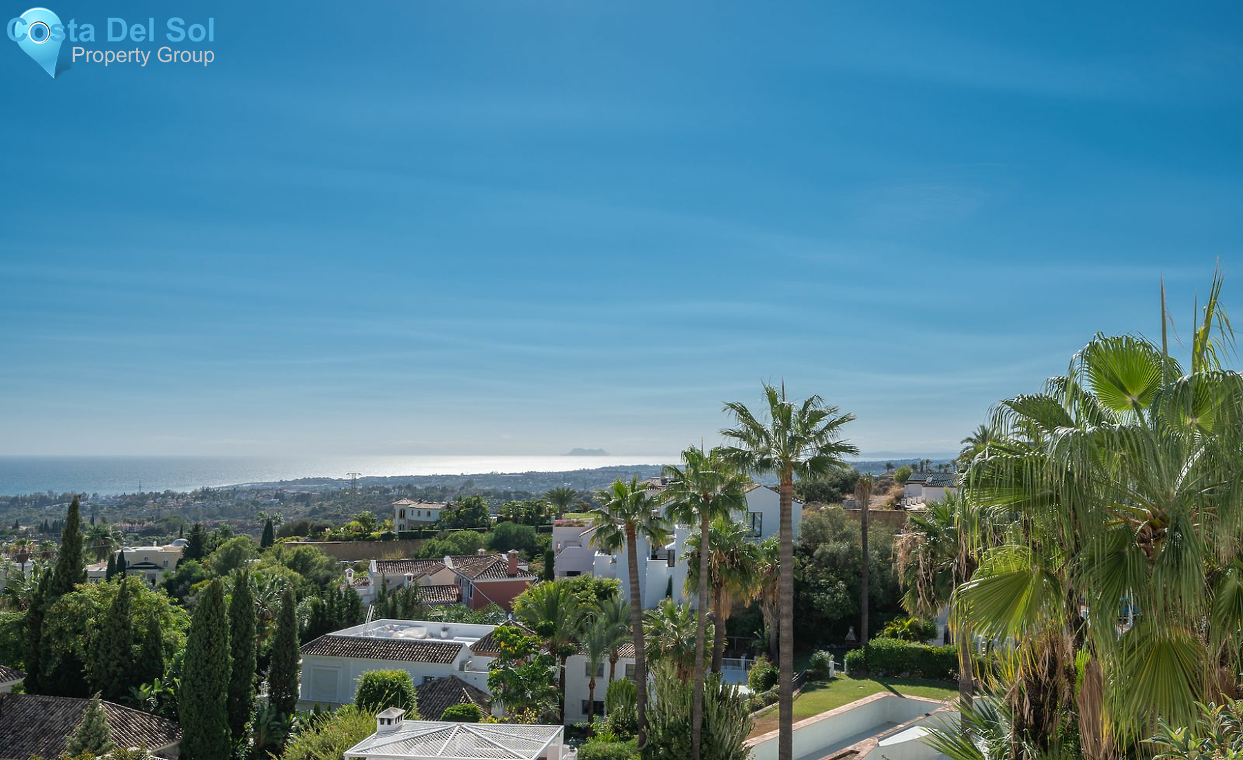 Middle Floor Apartment in The Golden Mile-1399644