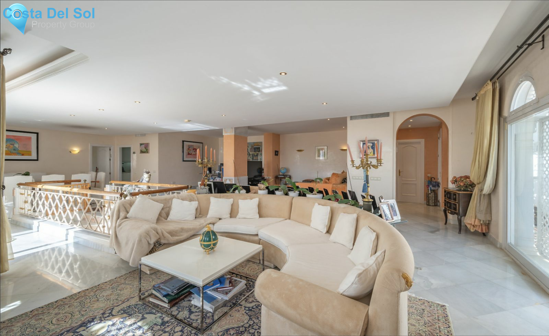 Middle Floor Apartment in The Golden Mile-1469892