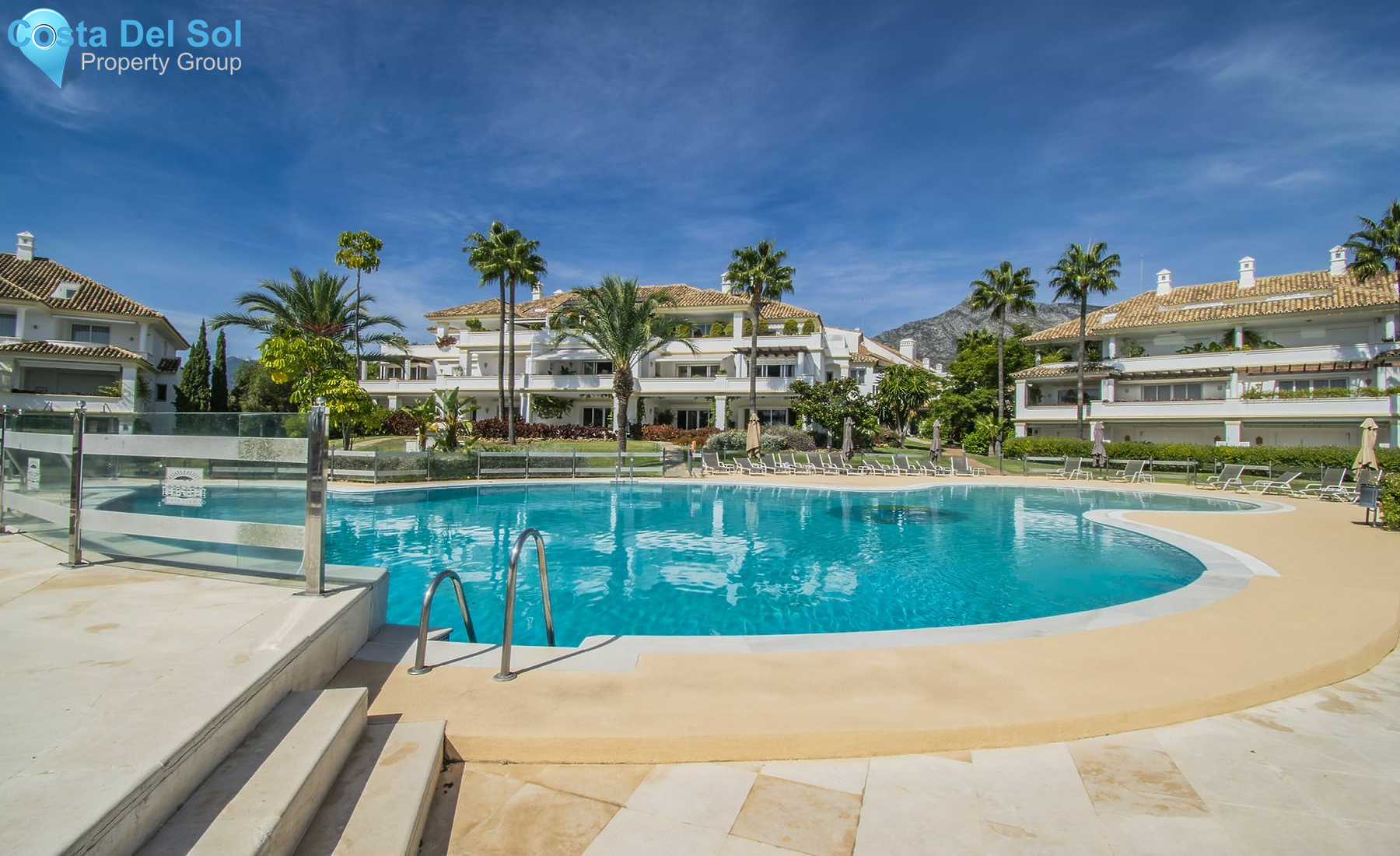 Middle Floor Apartment in The Golden Mile-1531894