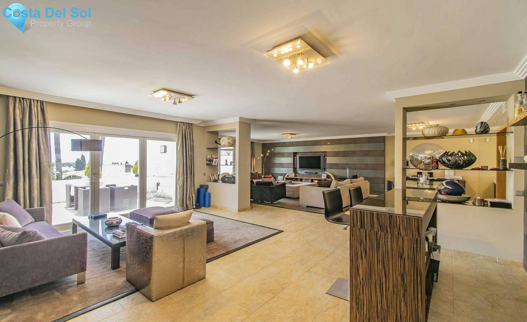 Middle Floor Apartment in The Golden Mile-1531903