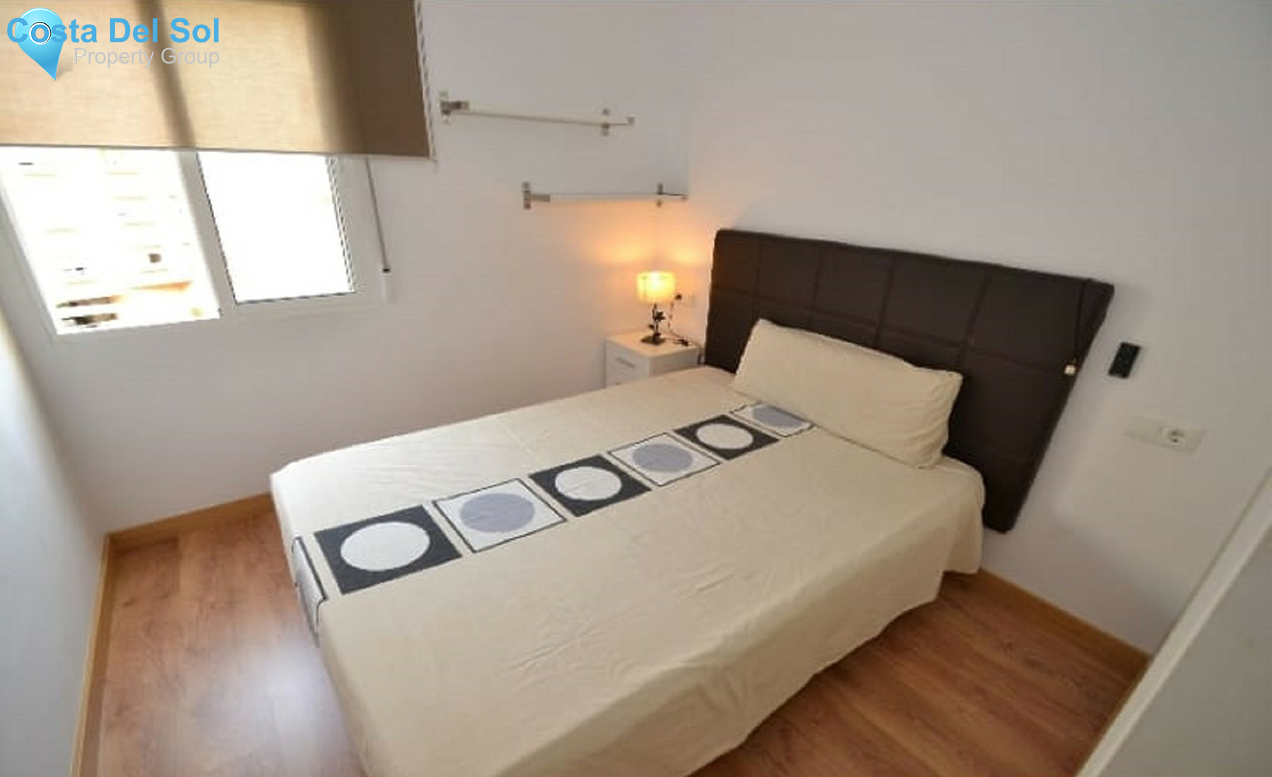 Middle Floor Apartment in Torremolinos Centro-1311685
