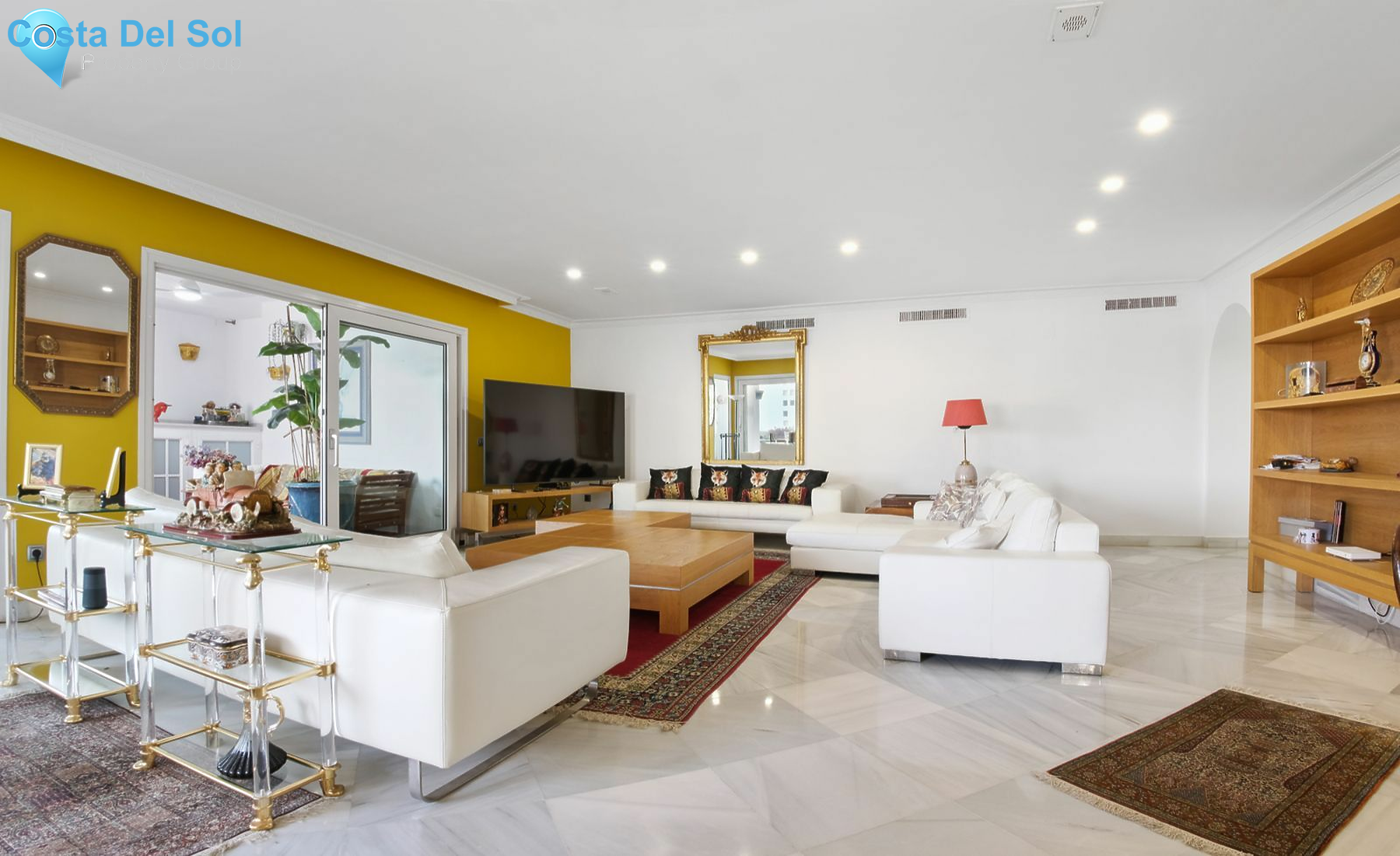 Middle Floor Apartment in Torremolinos Centro-1470708