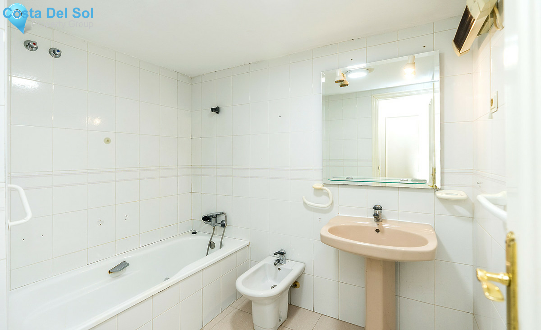 Middle Floor Apartment in Torremolinos-1331204