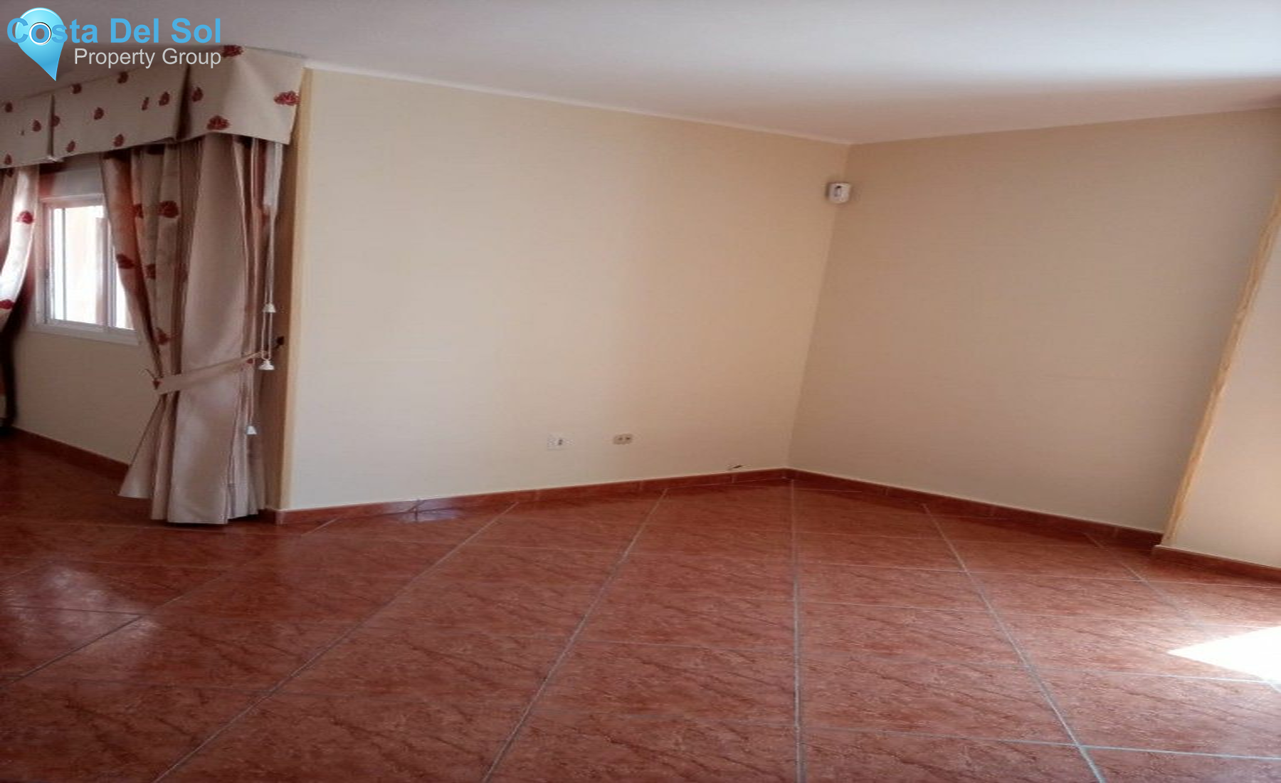 Middle Floor Apartment in Vélez-Málaga-1432821