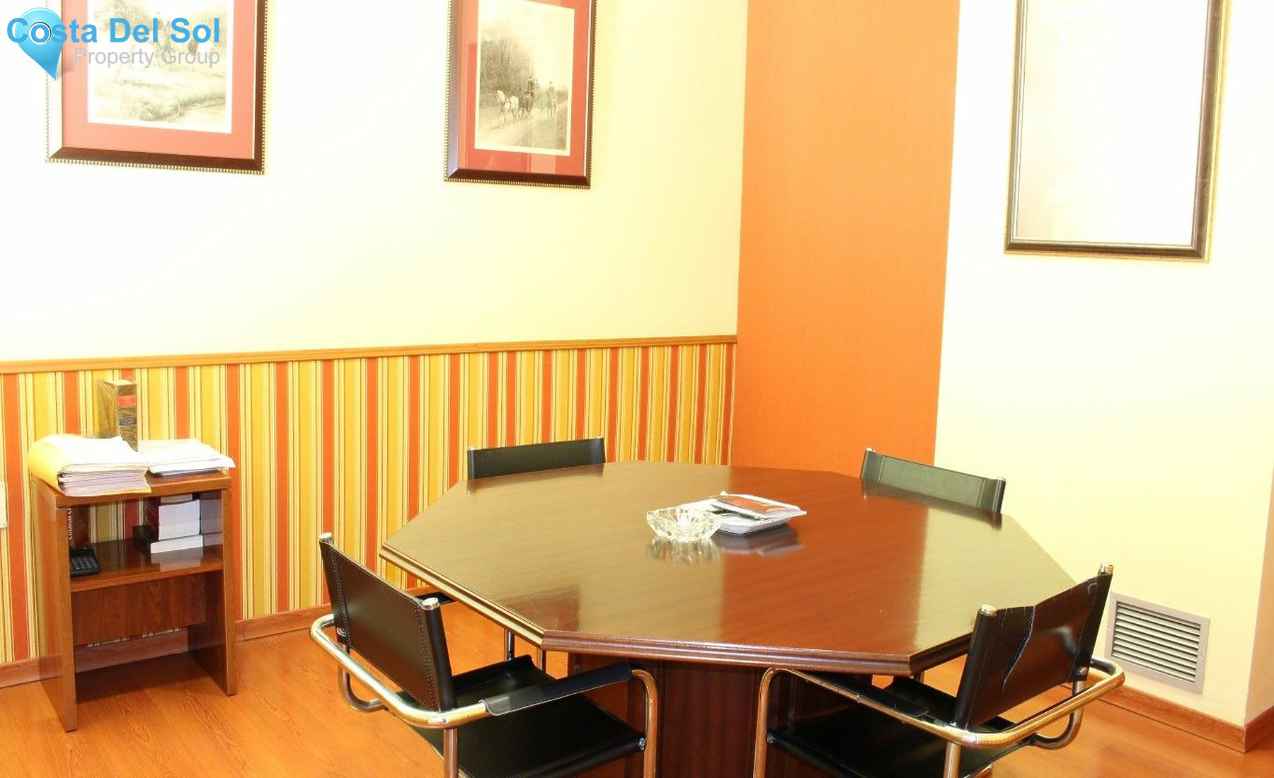 Office in Marbella-1232327