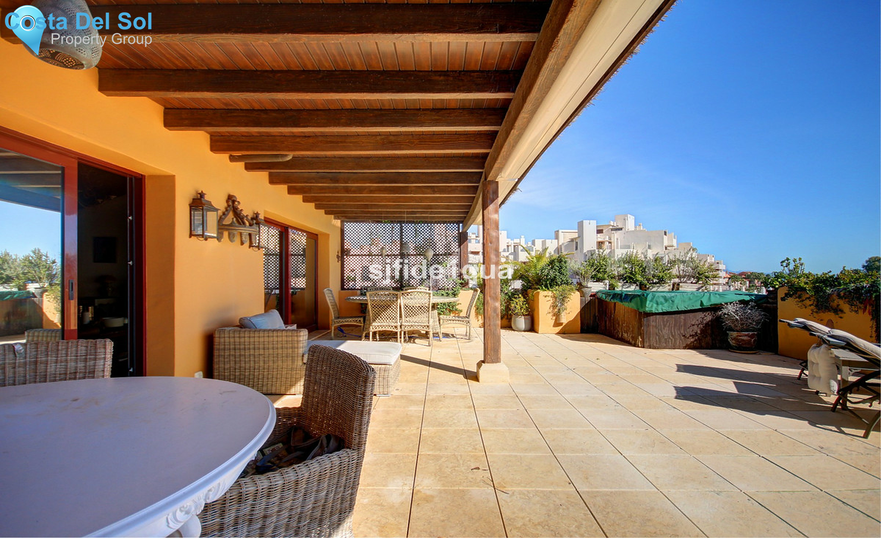 Penthouse in Estepona-1527523