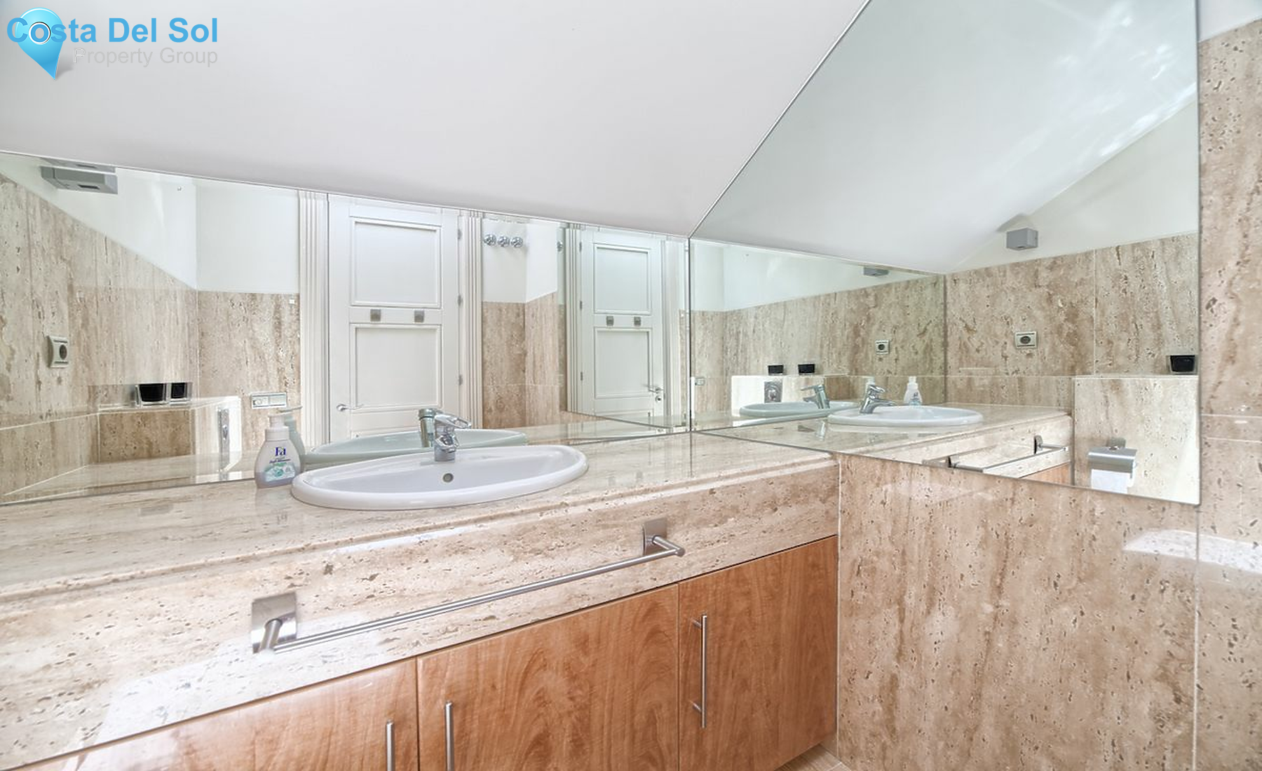 Penthouse in Los Monteros-1181671