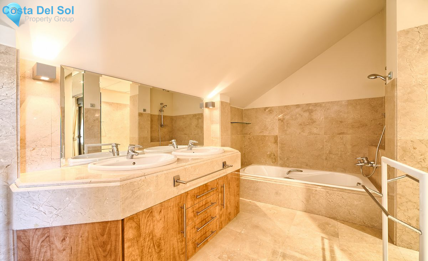 Penthouse in Los Monteros-1181660