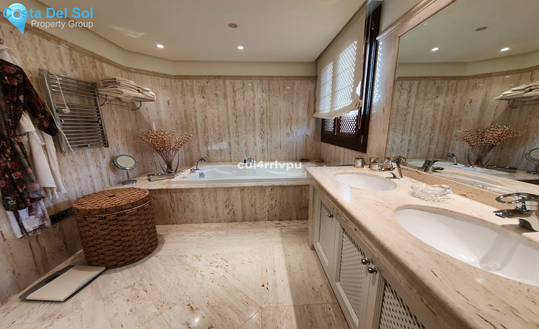 Penthouse in Los Monteros-1468142