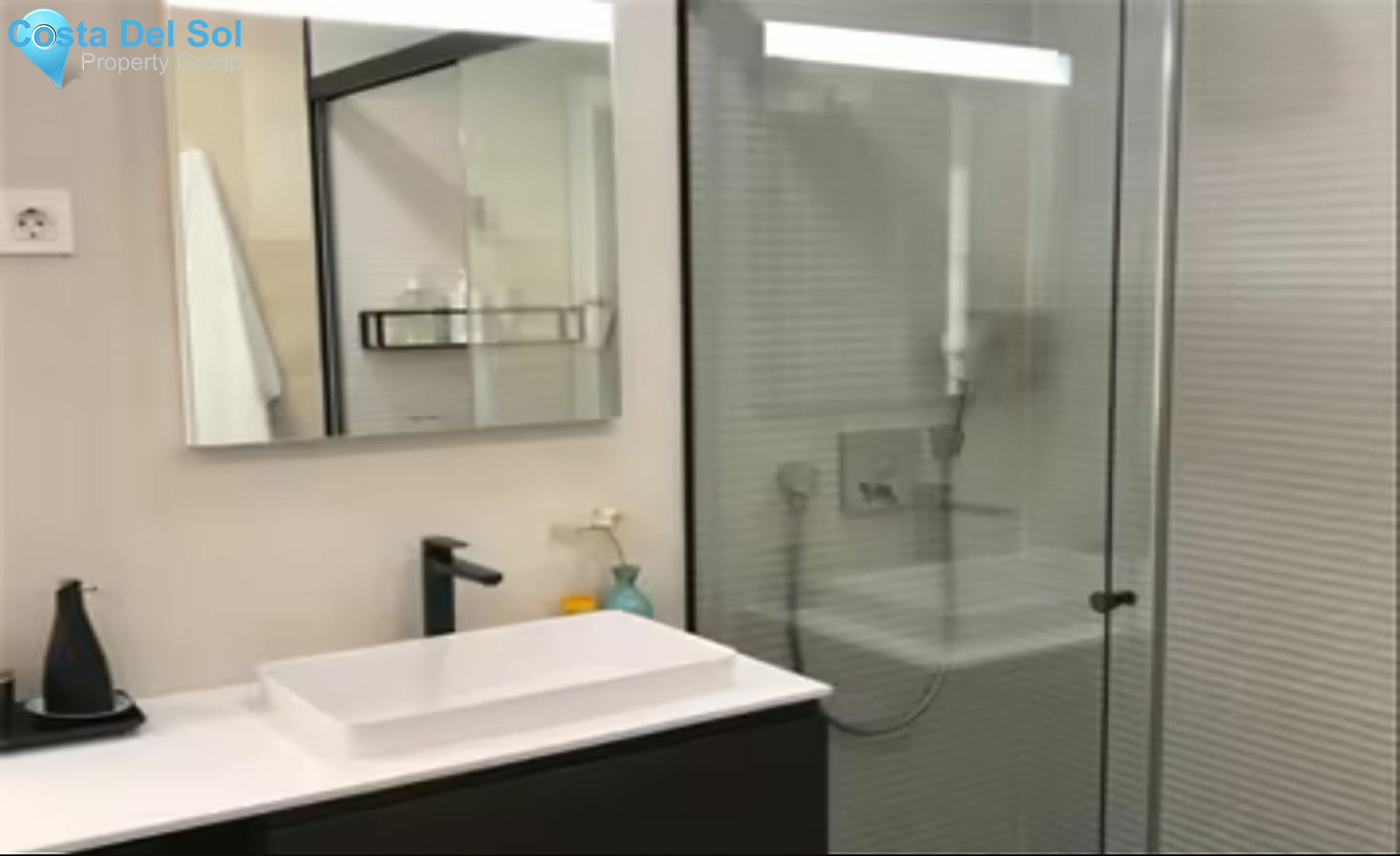 Penthouse in Málaga Este-1495017