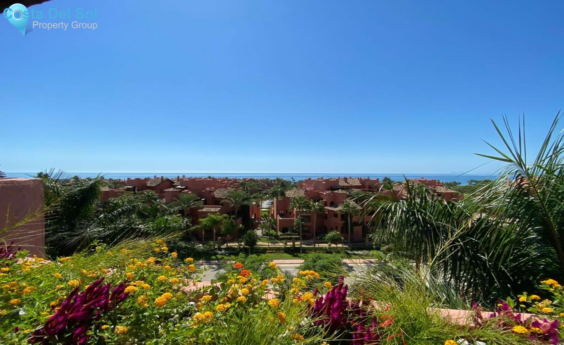 Penthouse in Estepona-701942