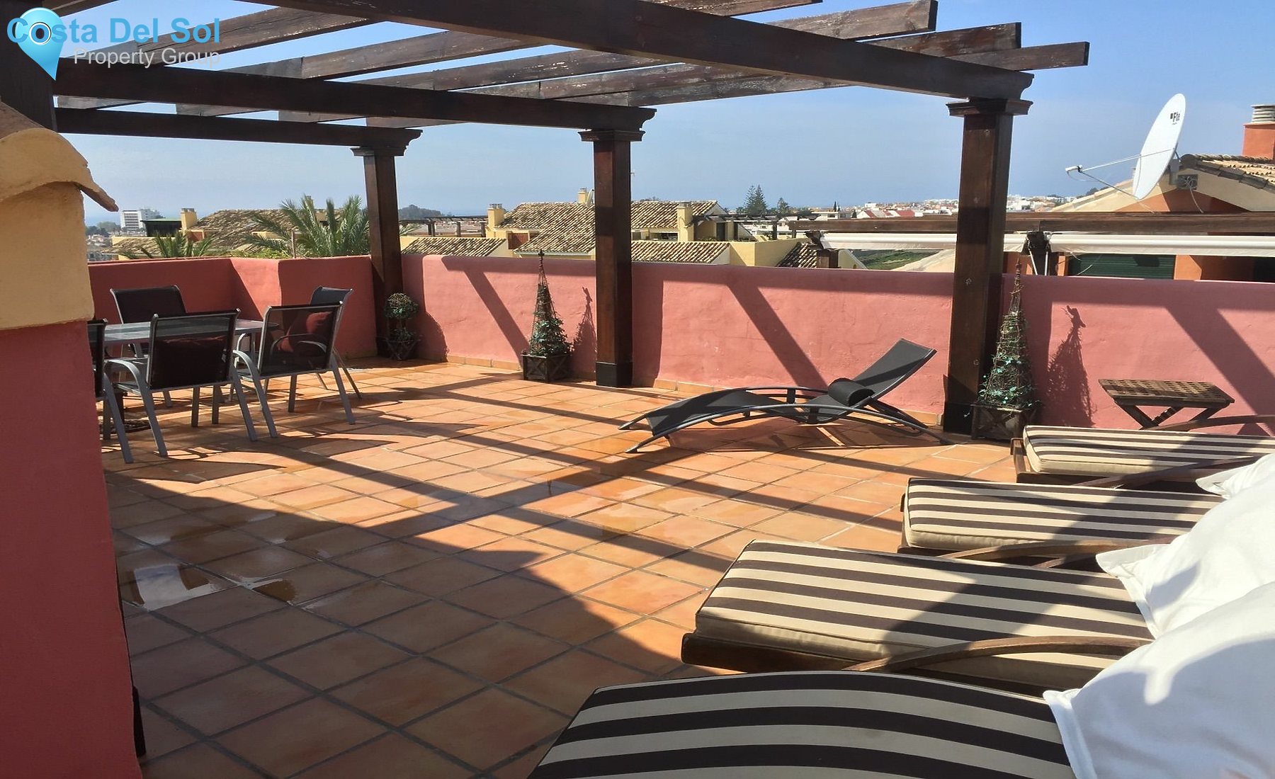 Penthouse in New Golden Mile-1185540