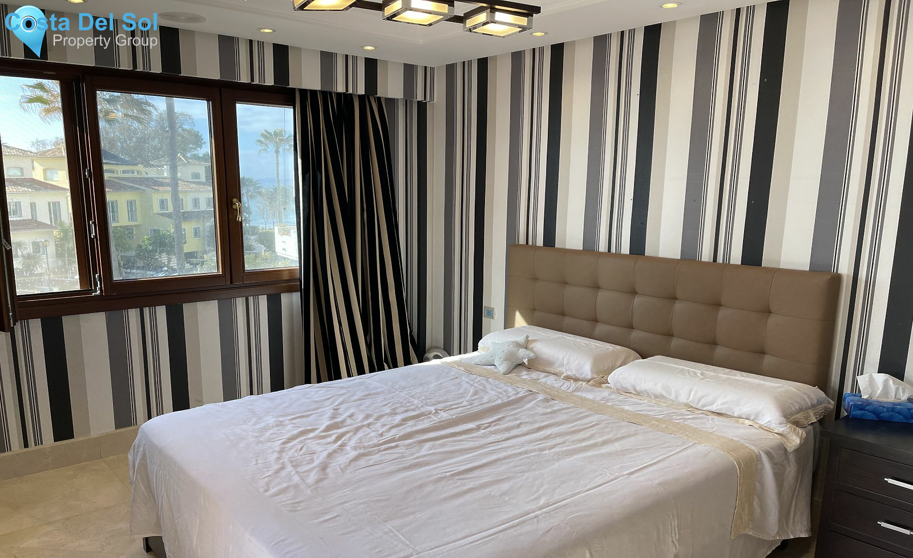 Penthouse in New Golden Mile-1191697