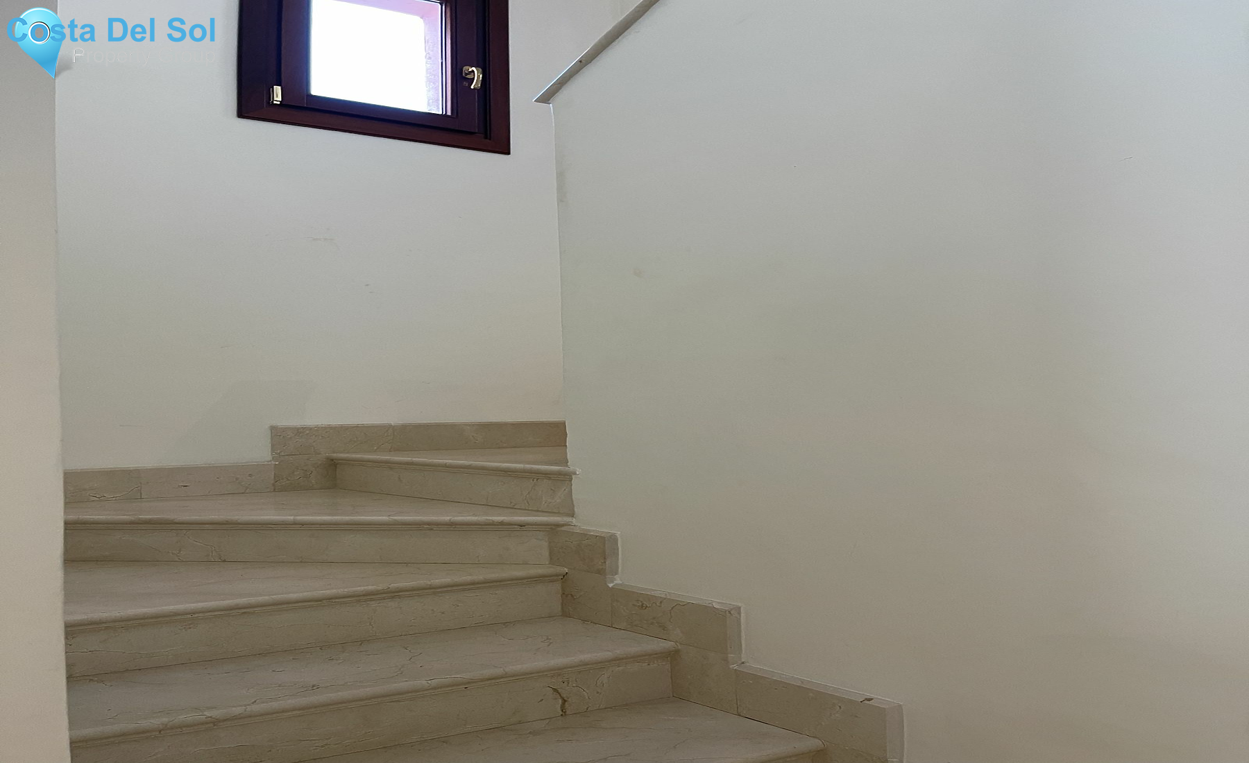 Penthouse in New Golden Mile-1191700