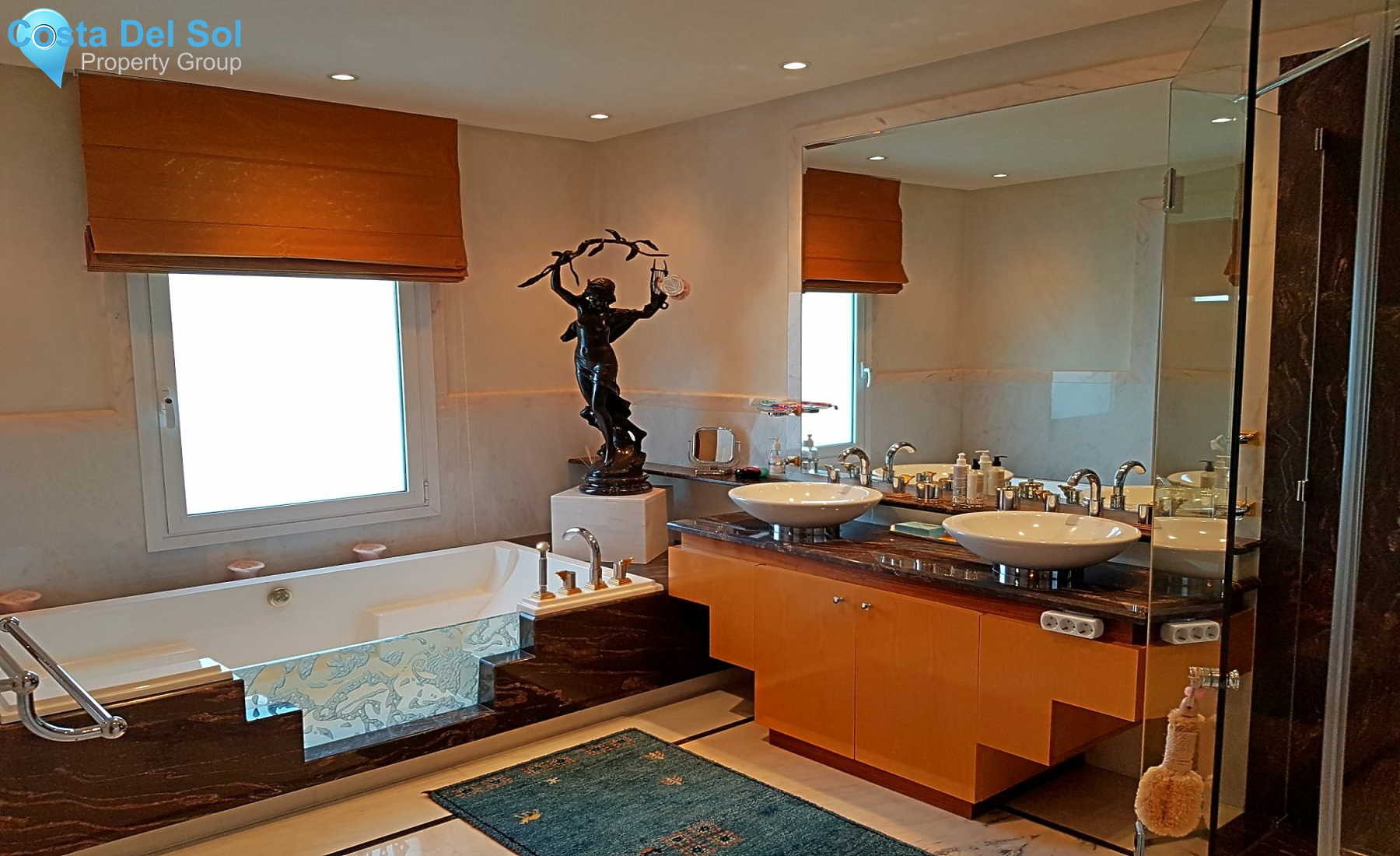 Penthouse in New Golden Mile-1418890