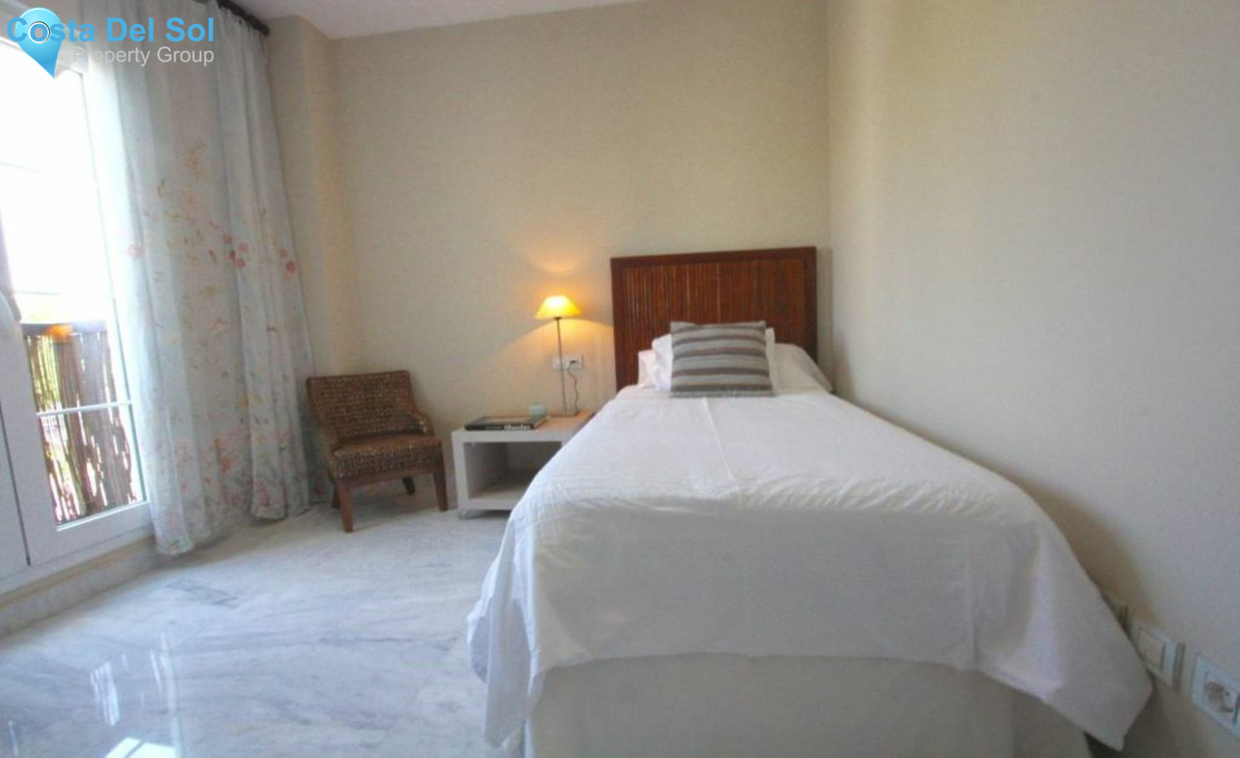 Penthouse in San Pedro de Alcántara-1209107