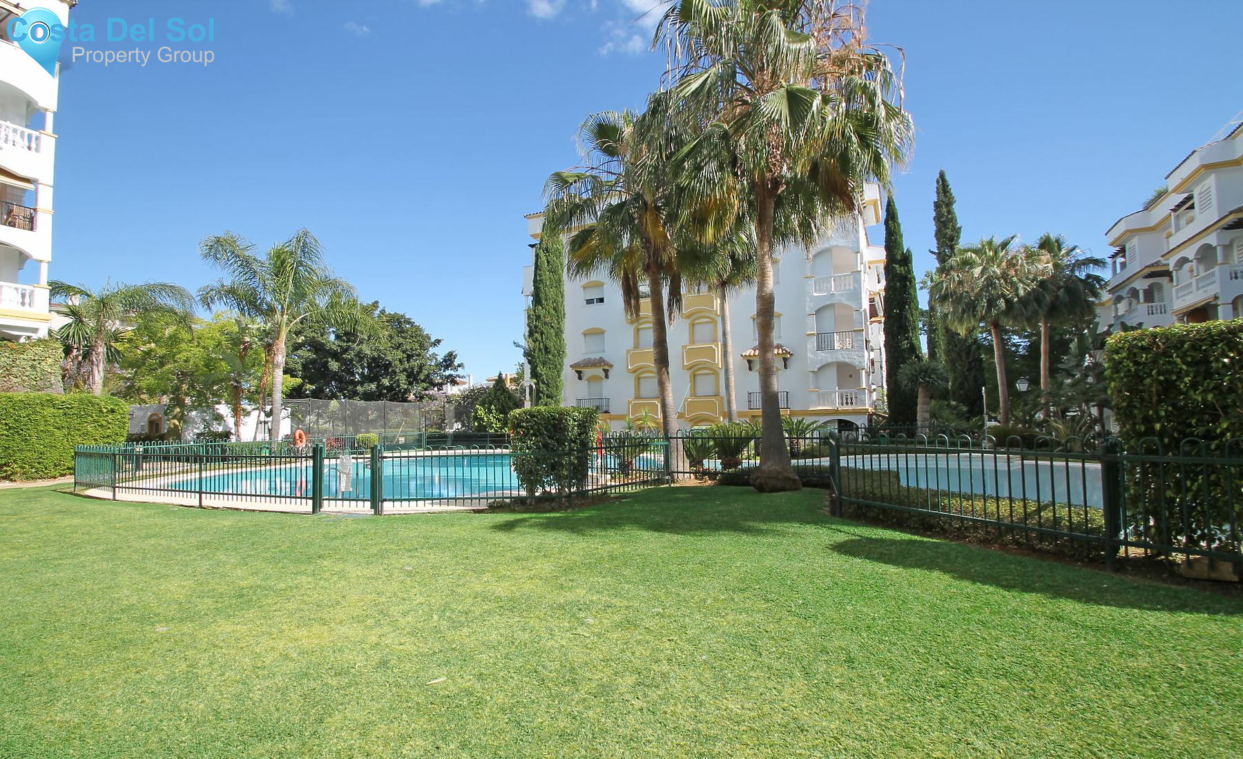 Penthouse in The Golden Mile-1425790