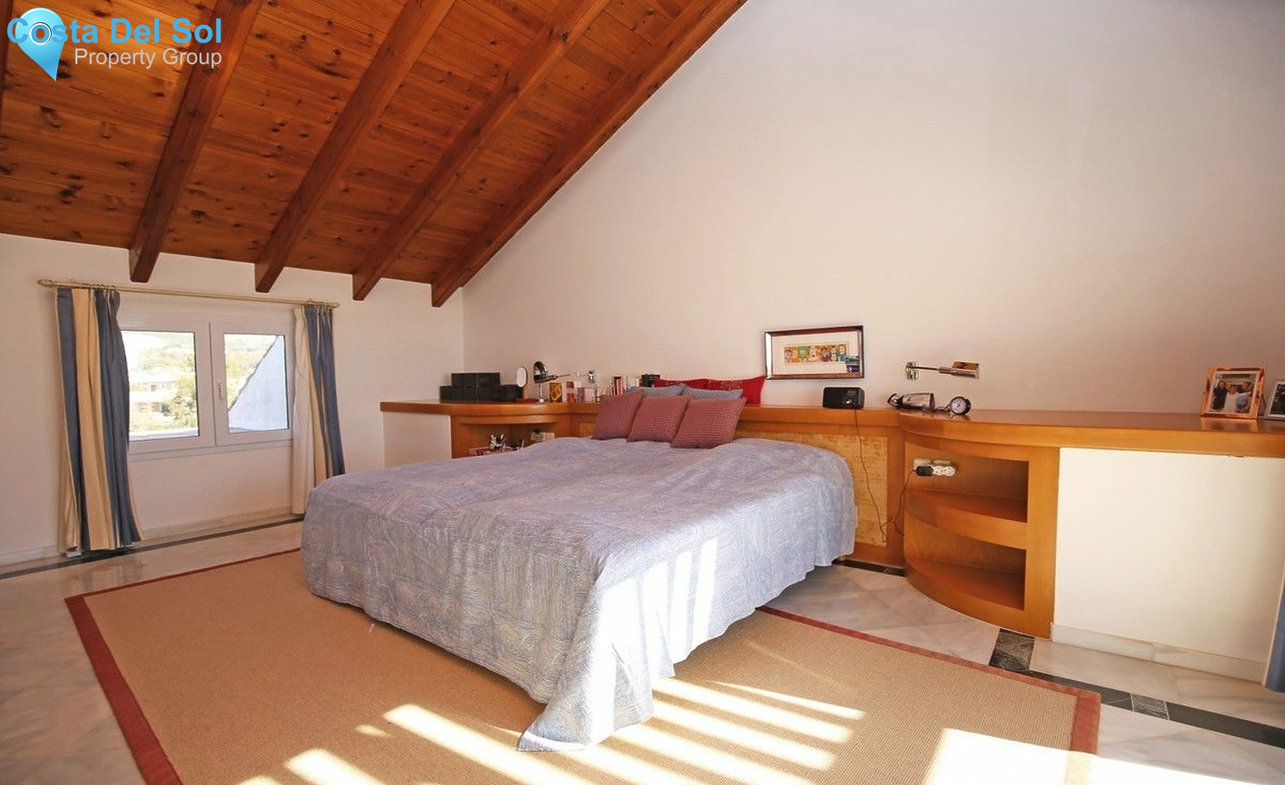 Penthouse in The Golden Mile-1445780