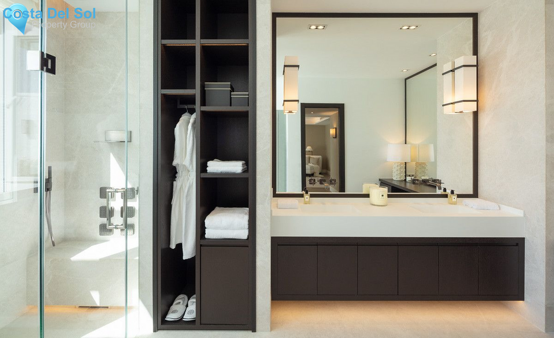 Penthouse in The Golden Mile-1561709