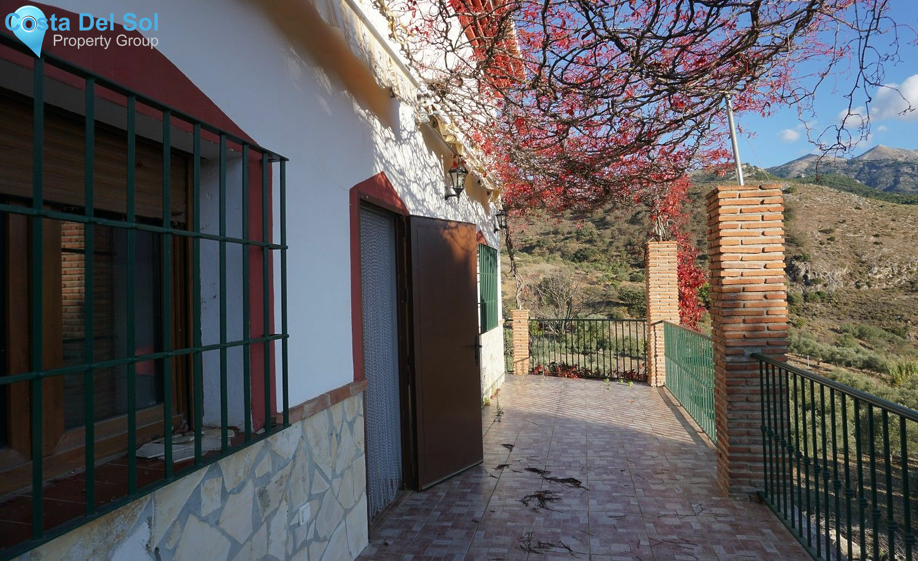 Semi-Detached House in Alcaucín