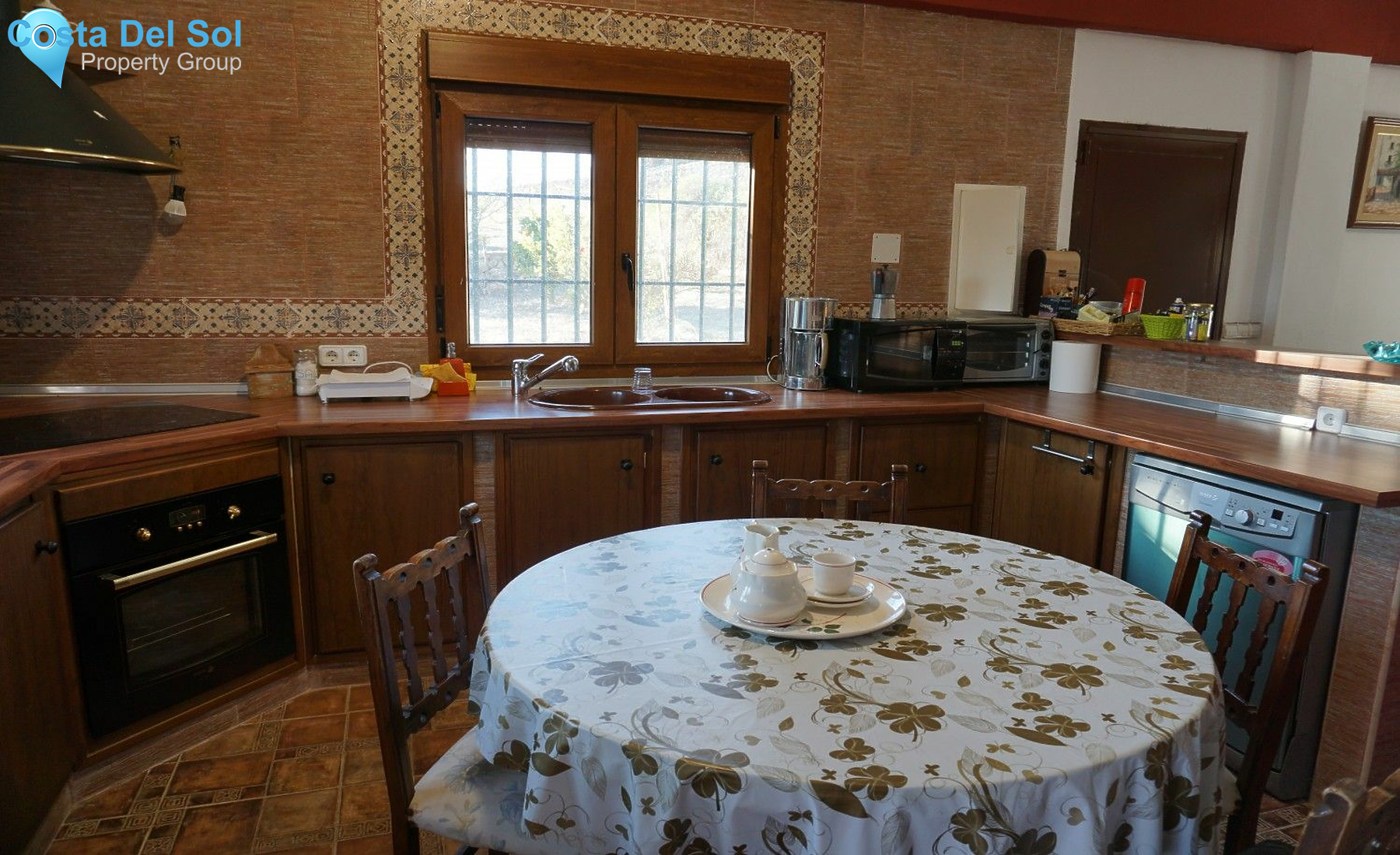 Semi-Detached House in Alcaucín-1186679