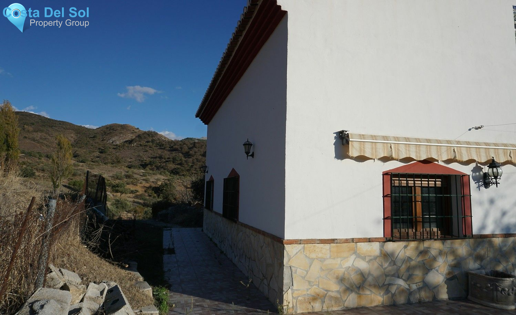 Semi-Detached House in Alcaucín-1186676