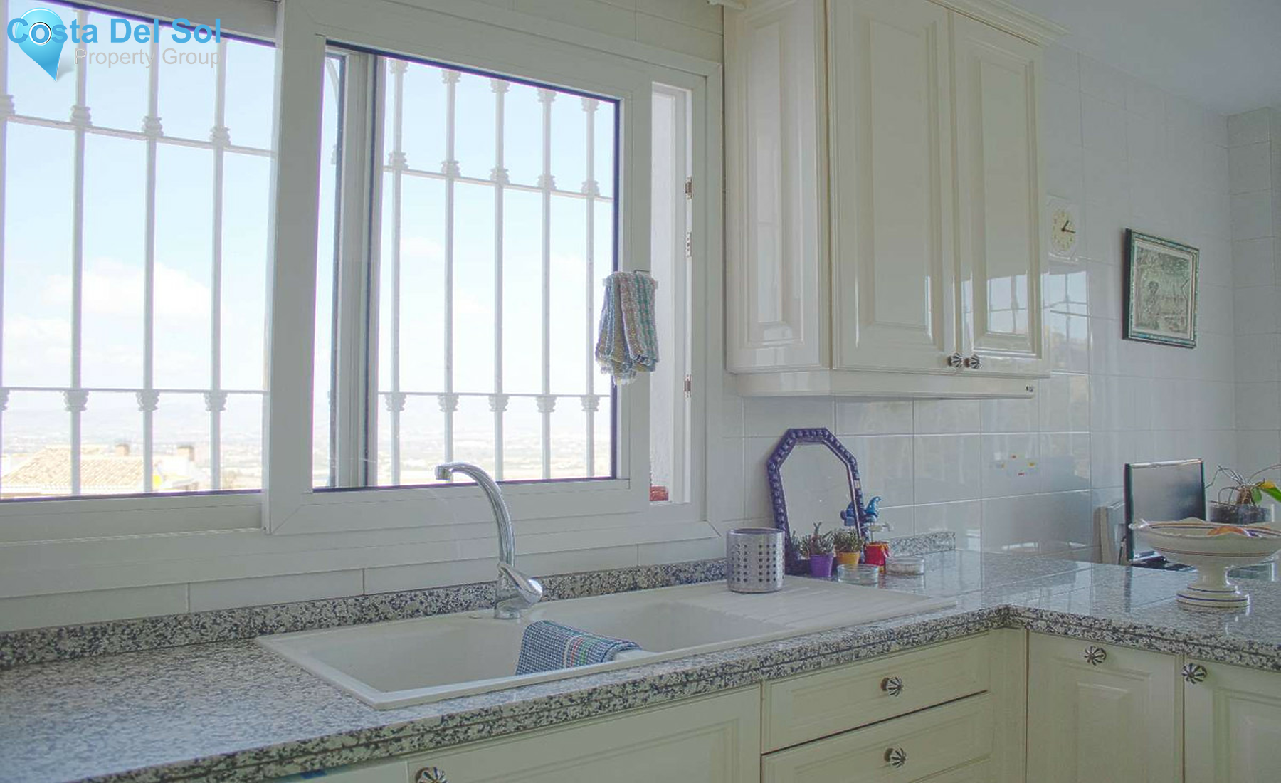 Semi-Detached House in Alhaurín de la Torre-1267341