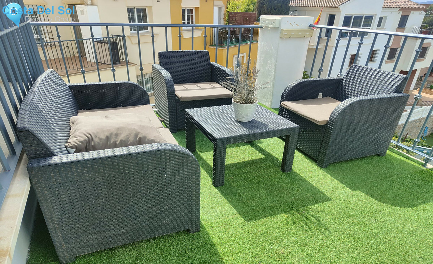 Semi-Detached House in Alhaurín de la Torre-1292404