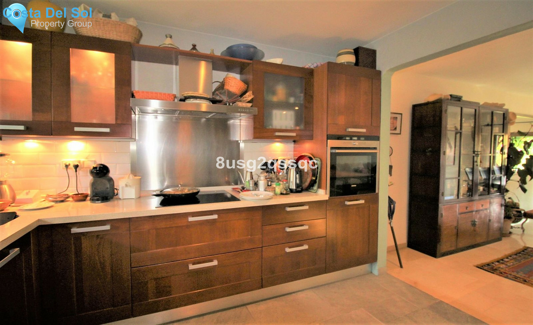 Semi-Detached House in Bel Air-1504801