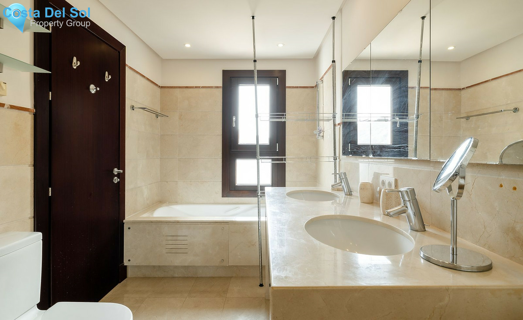 Semi-Detached House in Benahavís-1509196