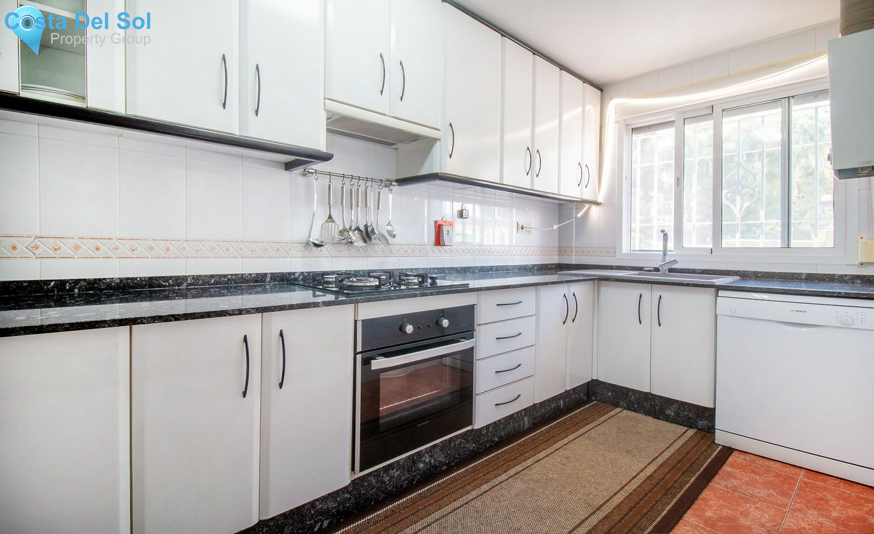 Semi-Detached House in Caleta de Vélez-1396404